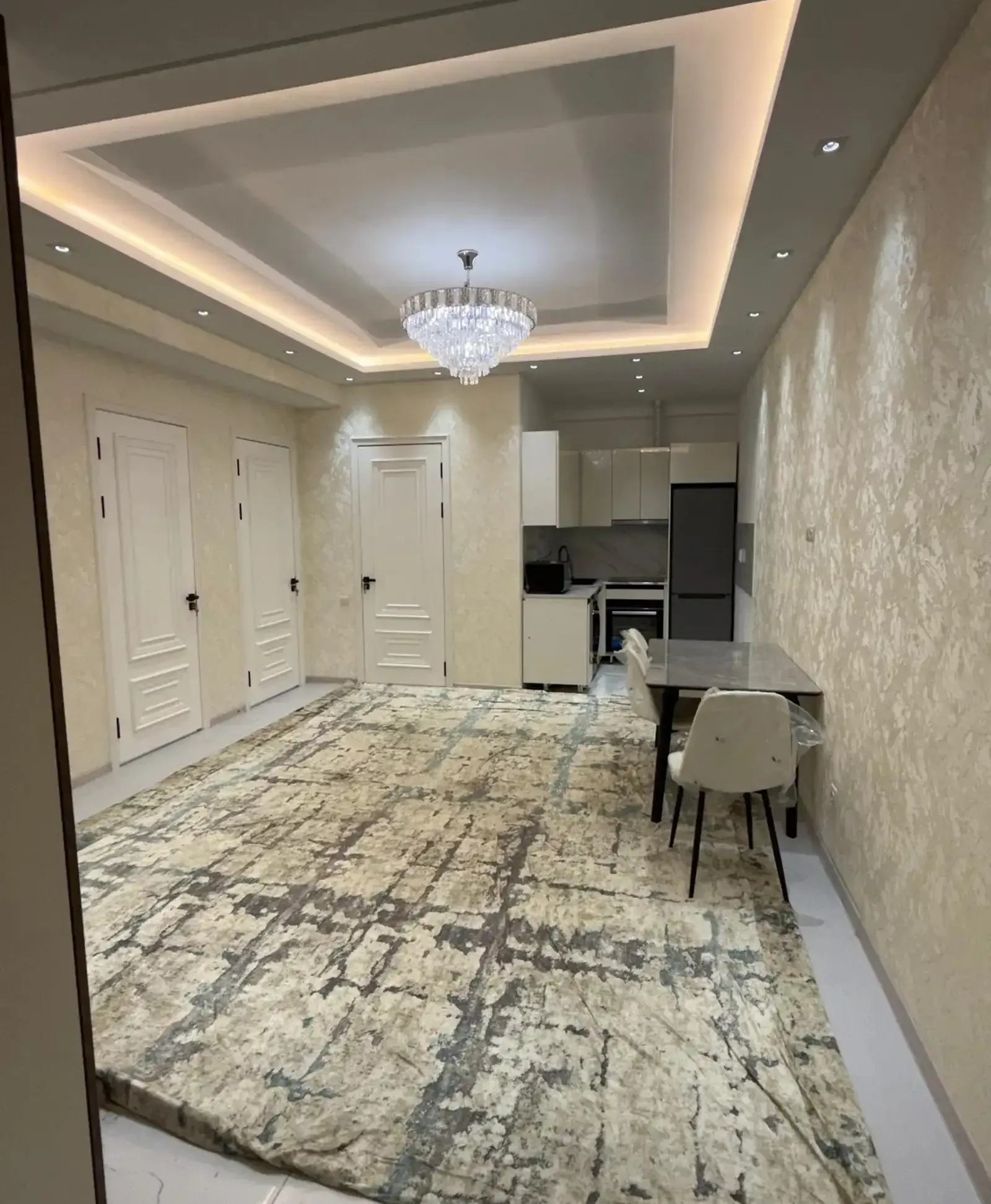 2-комн. квартира, 5 этаж, 75м², Боги ботаники
