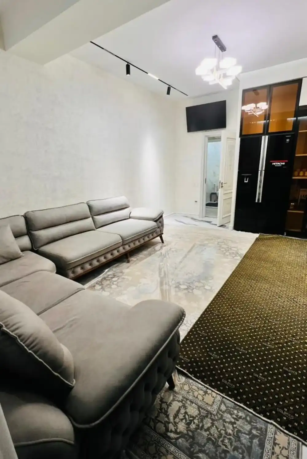 3-комн. квартира, 4 этаж, 140м², Шохмансур ру баруи Зелёный бозор доми Валберис Наздикии Садбарг