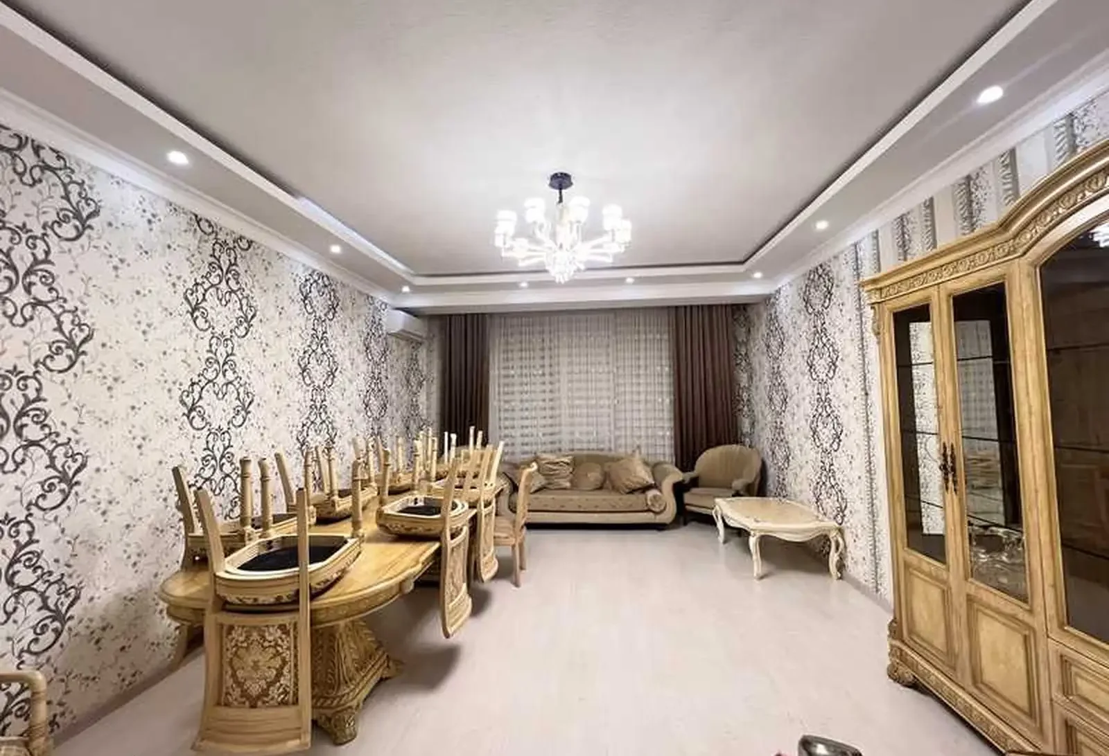 3-комн. квартира, 8 этаж, 160м², Сино 82 мкр