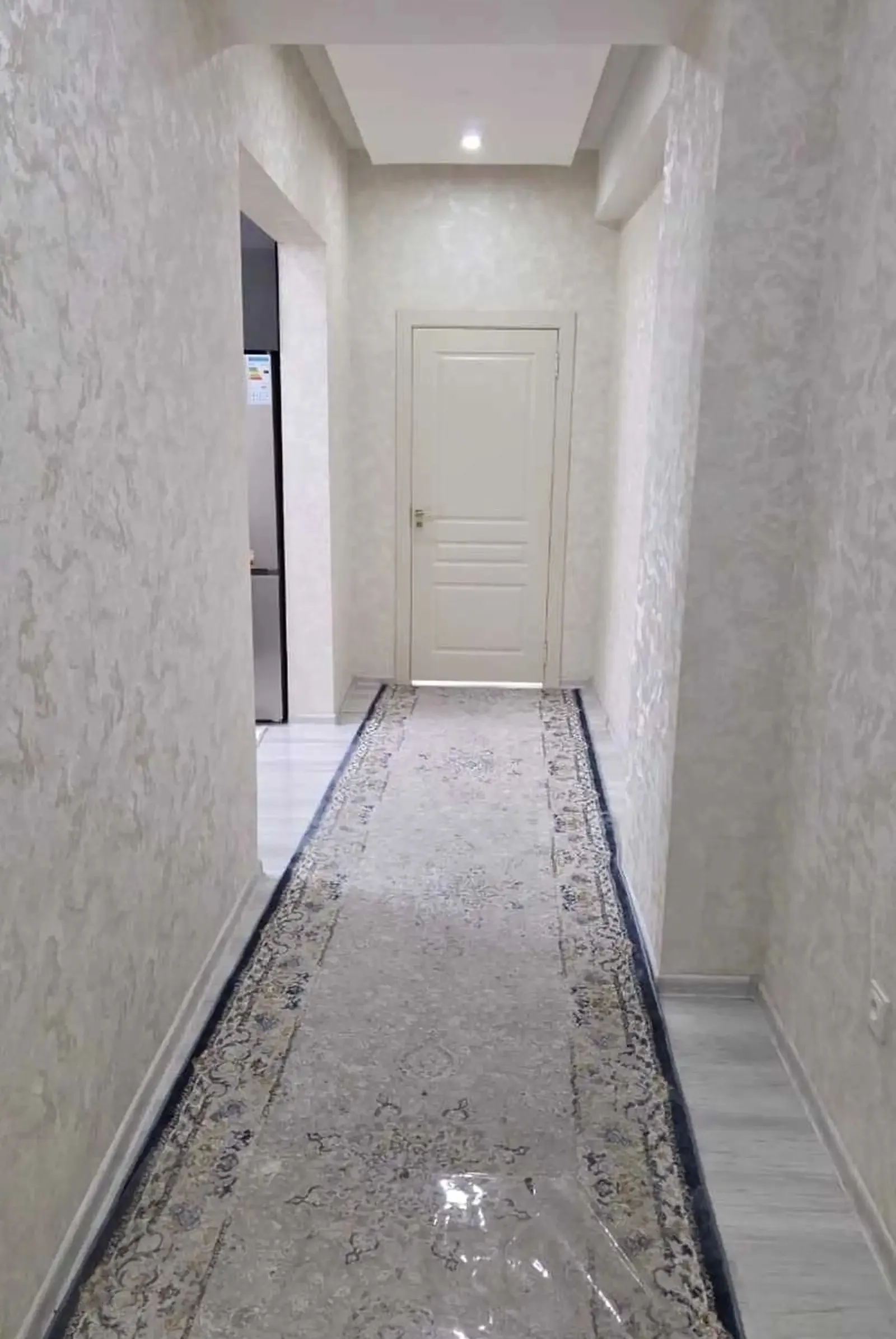 2-комн. квартира, 10 этаж, 70м², Шохмансур