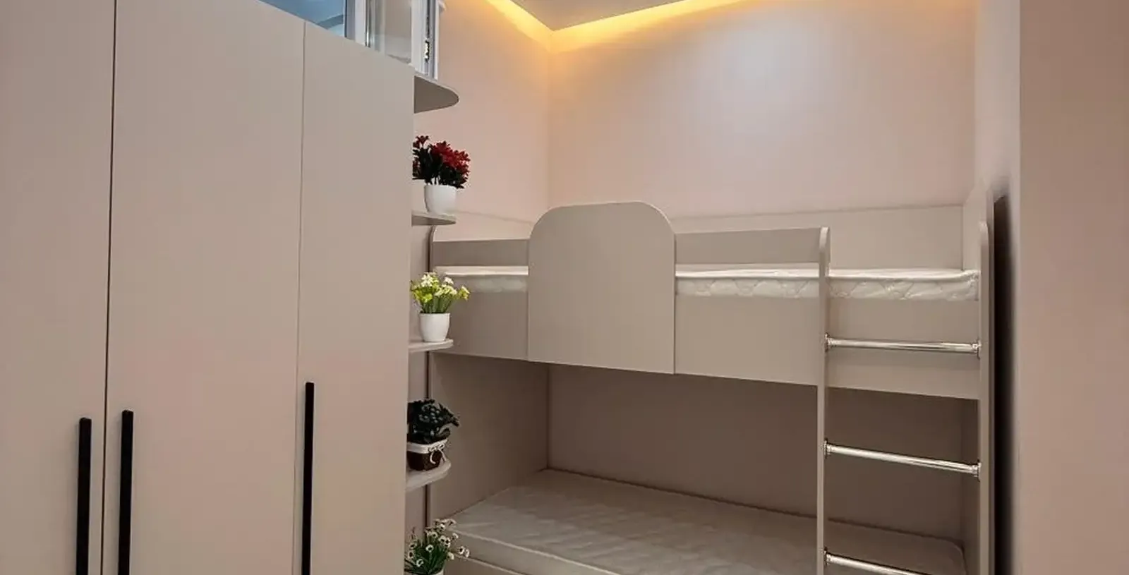 4-комн. квартира, 2 этаж, 89 м², И Сомони