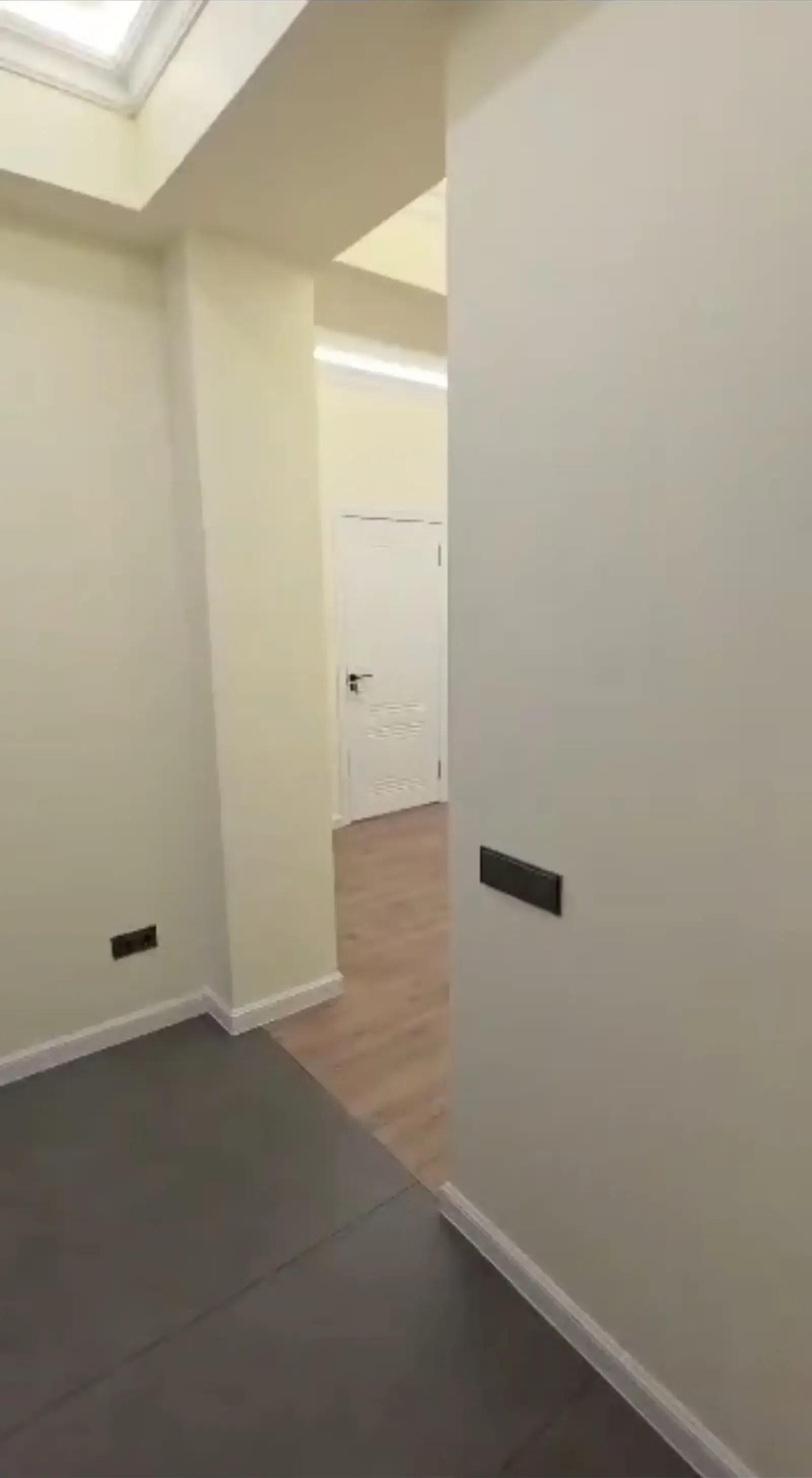 2-комн. квартира, 8 этаж, 86 м², 92мкр,Назди кафе Суман