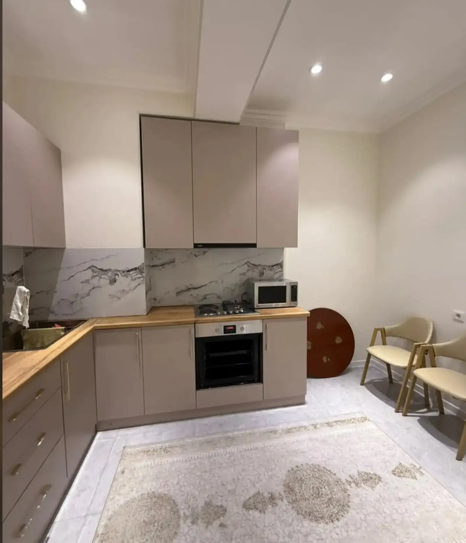 2-комн. квартира, 14 этаж, 70м², Сино