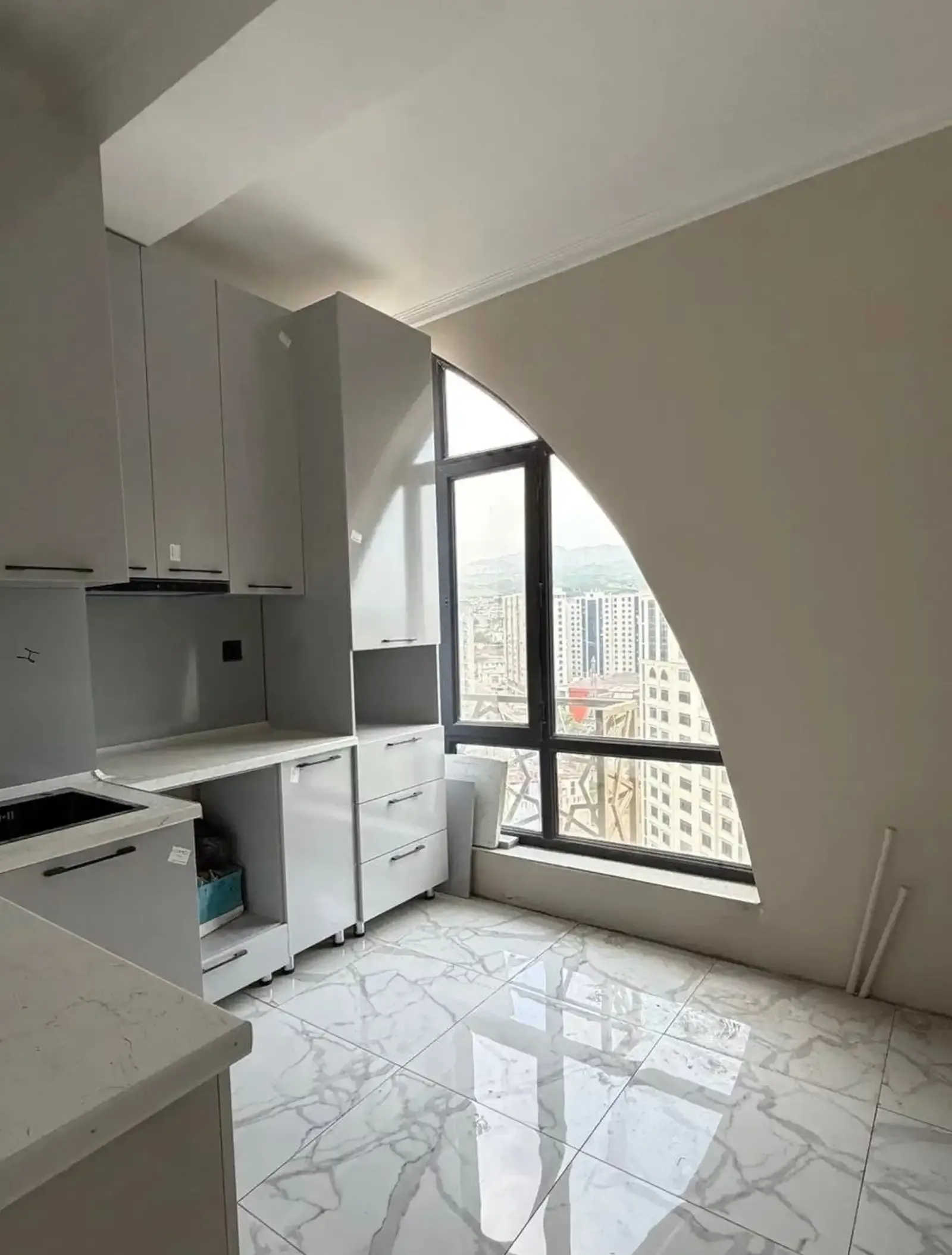3-к квартира, 16 этаж, 96 м², Сомони Ашан