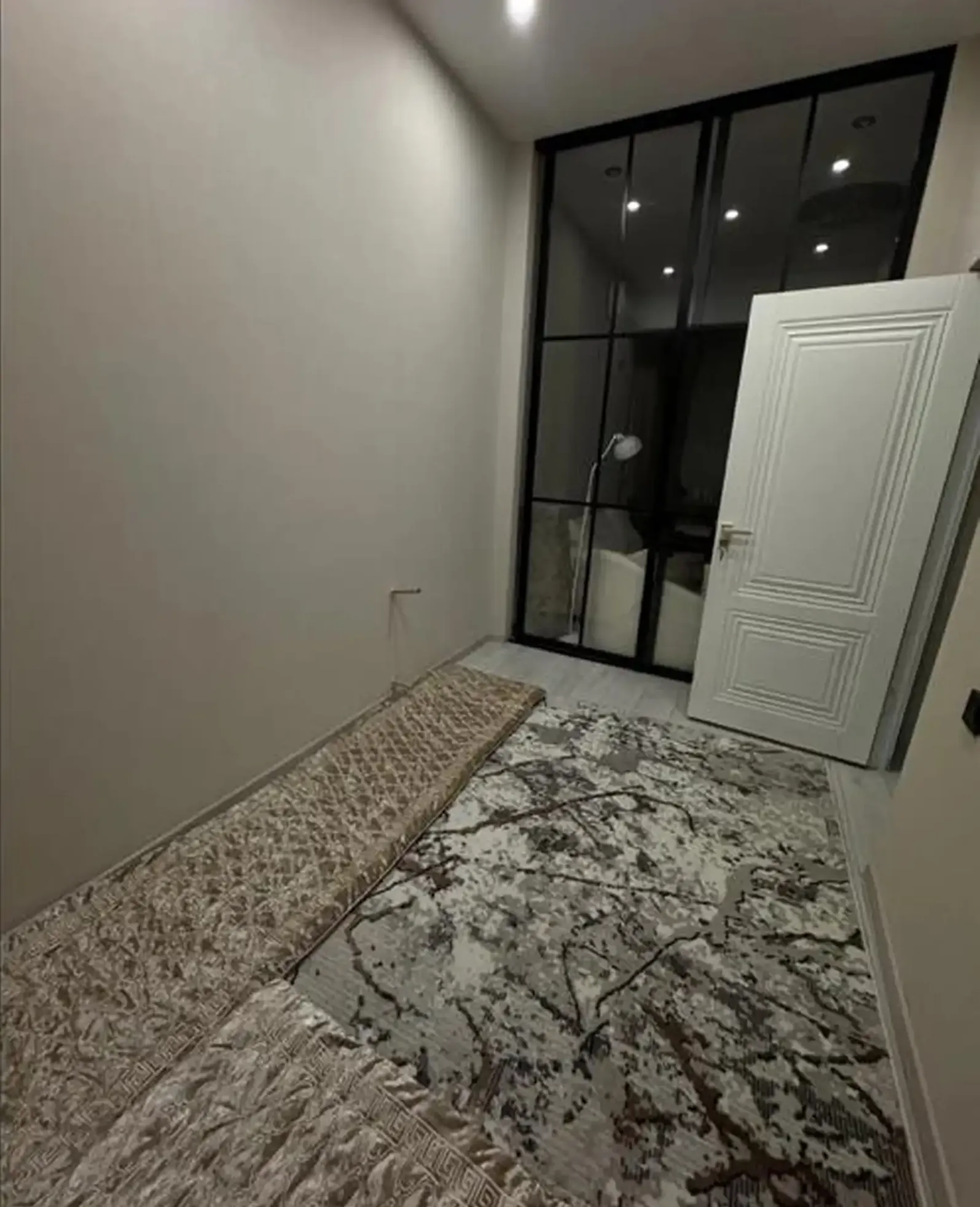 3-комн. квартира, 12 этаж, 95м², И Сомони
