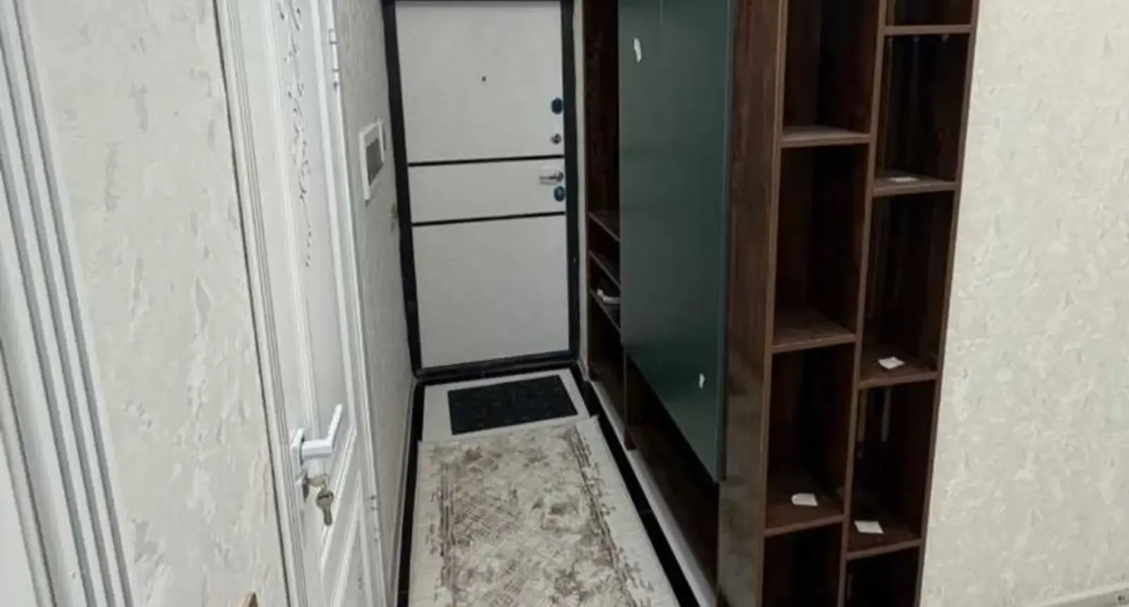 2-комн. квартира, 2 этаж, 66 м², Сино, 33мкр