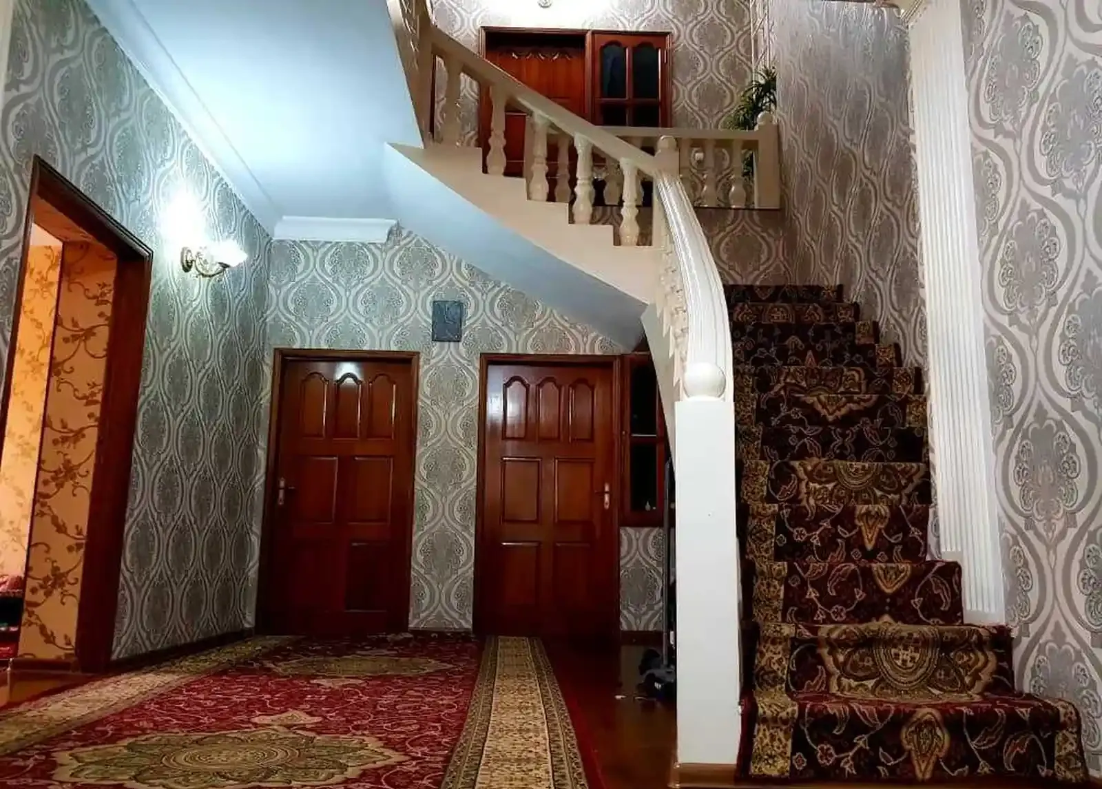 2-этажный, 8 комнатный дом, 4 м², Шохмансур