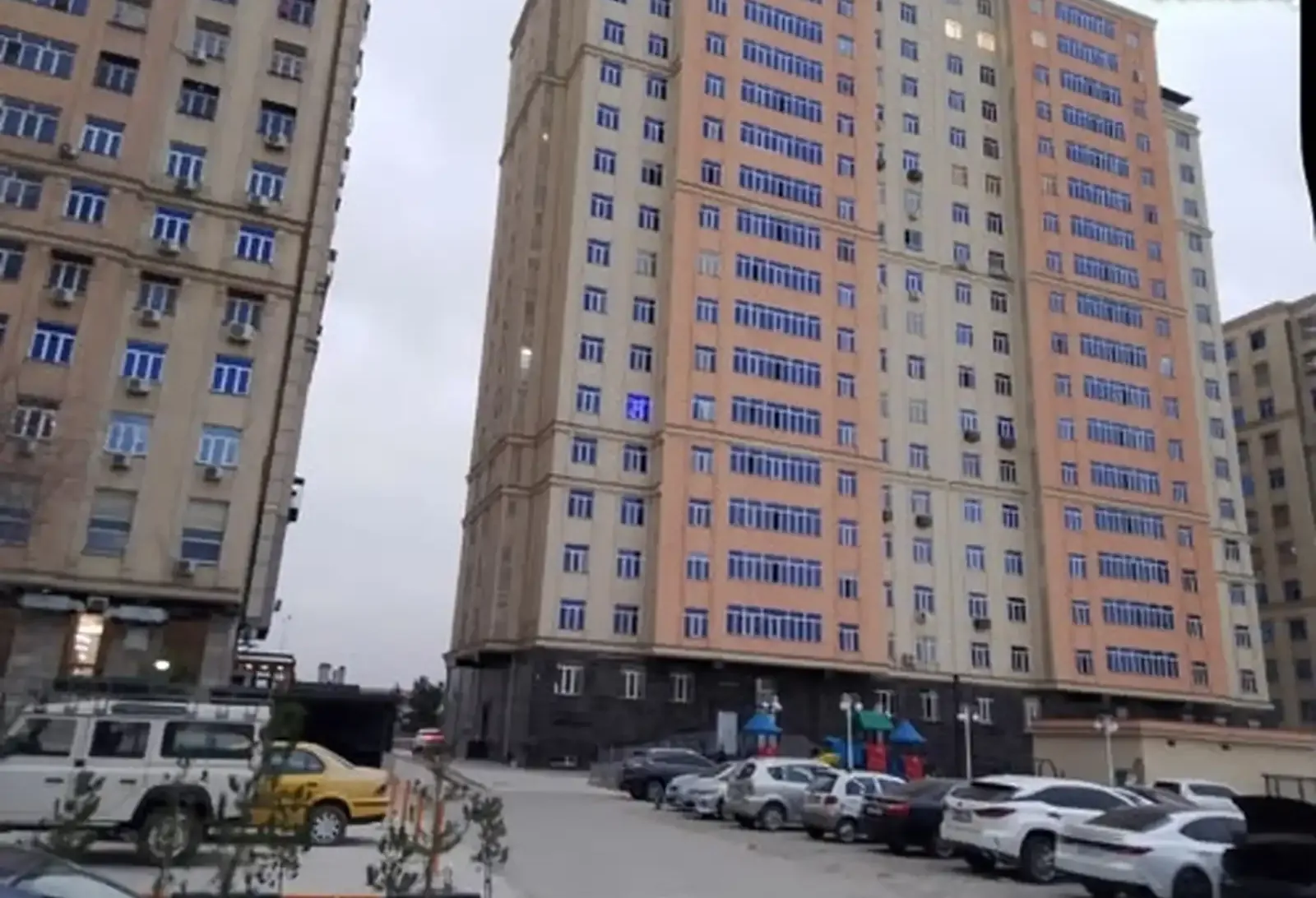3-к квартира, 3 этаж, 58 м², Фирдавси
