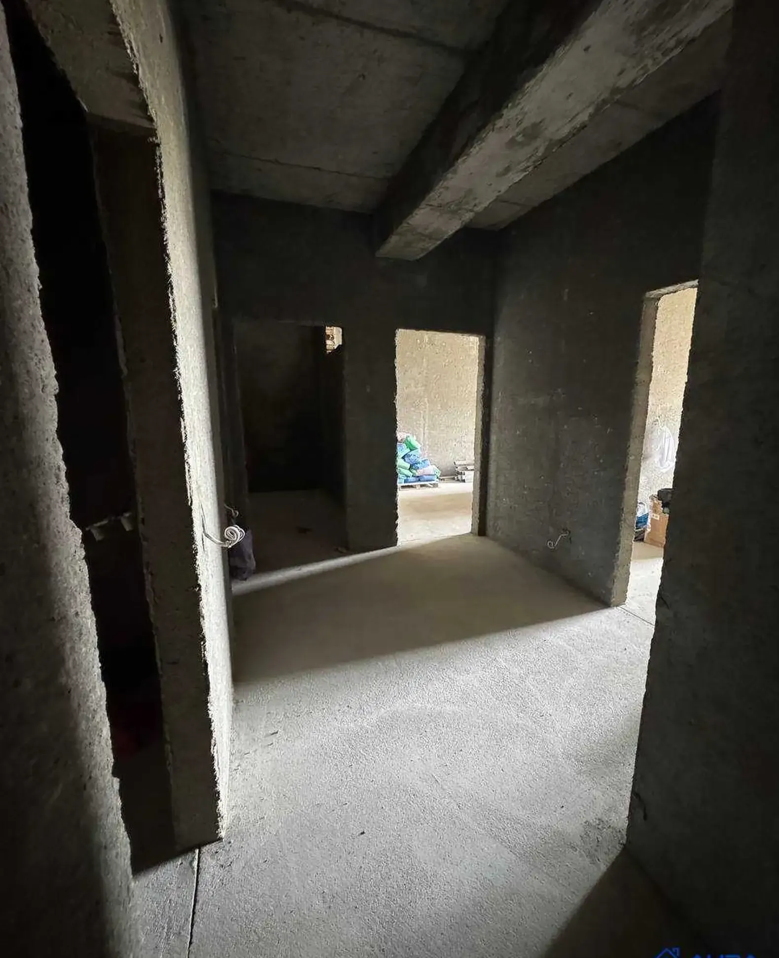 3-комн. квартира, 16 этаж, 97 м², Сино 84мкр