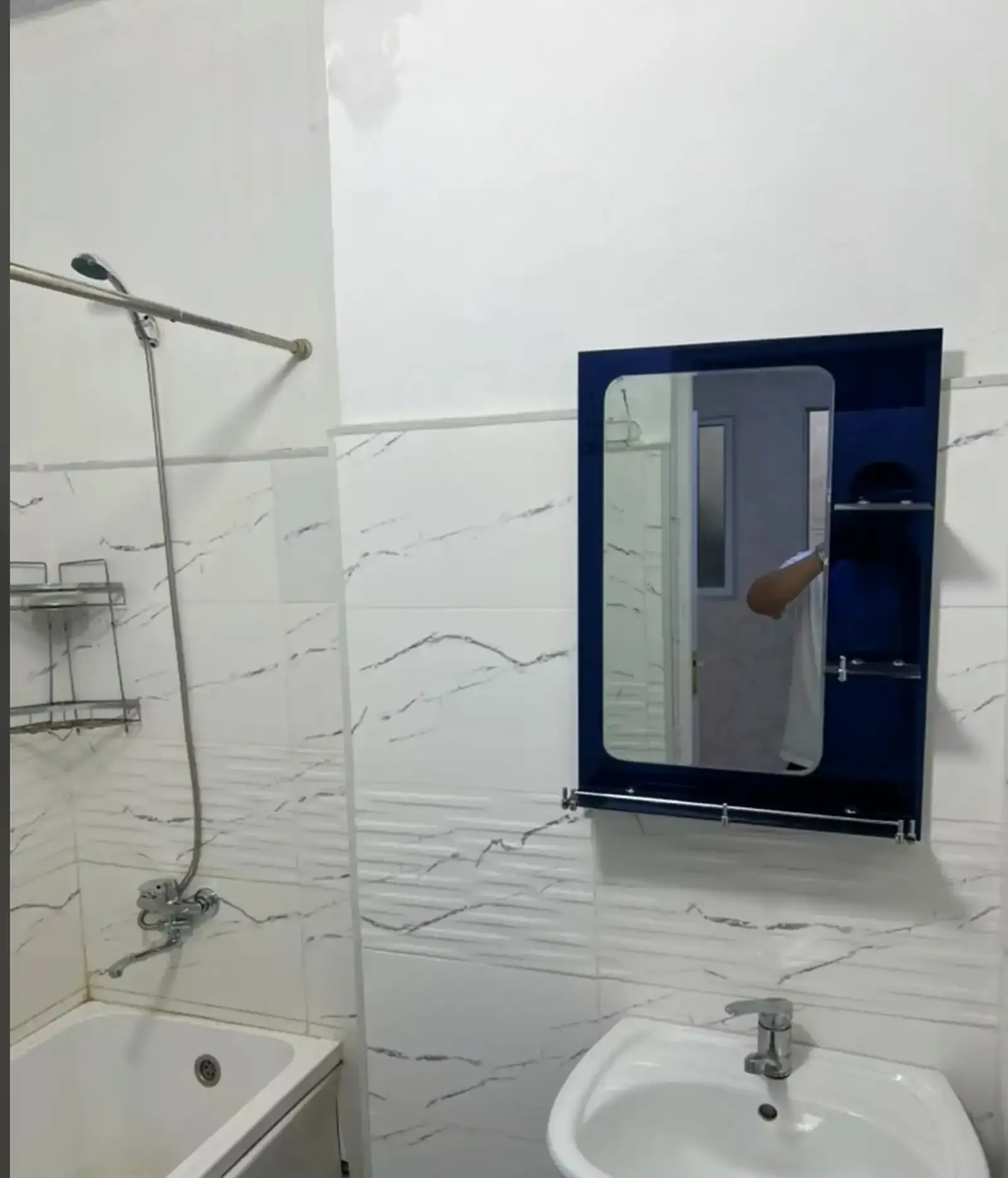 2-комн. квартира, 2 этаж, 64м², фирдавси