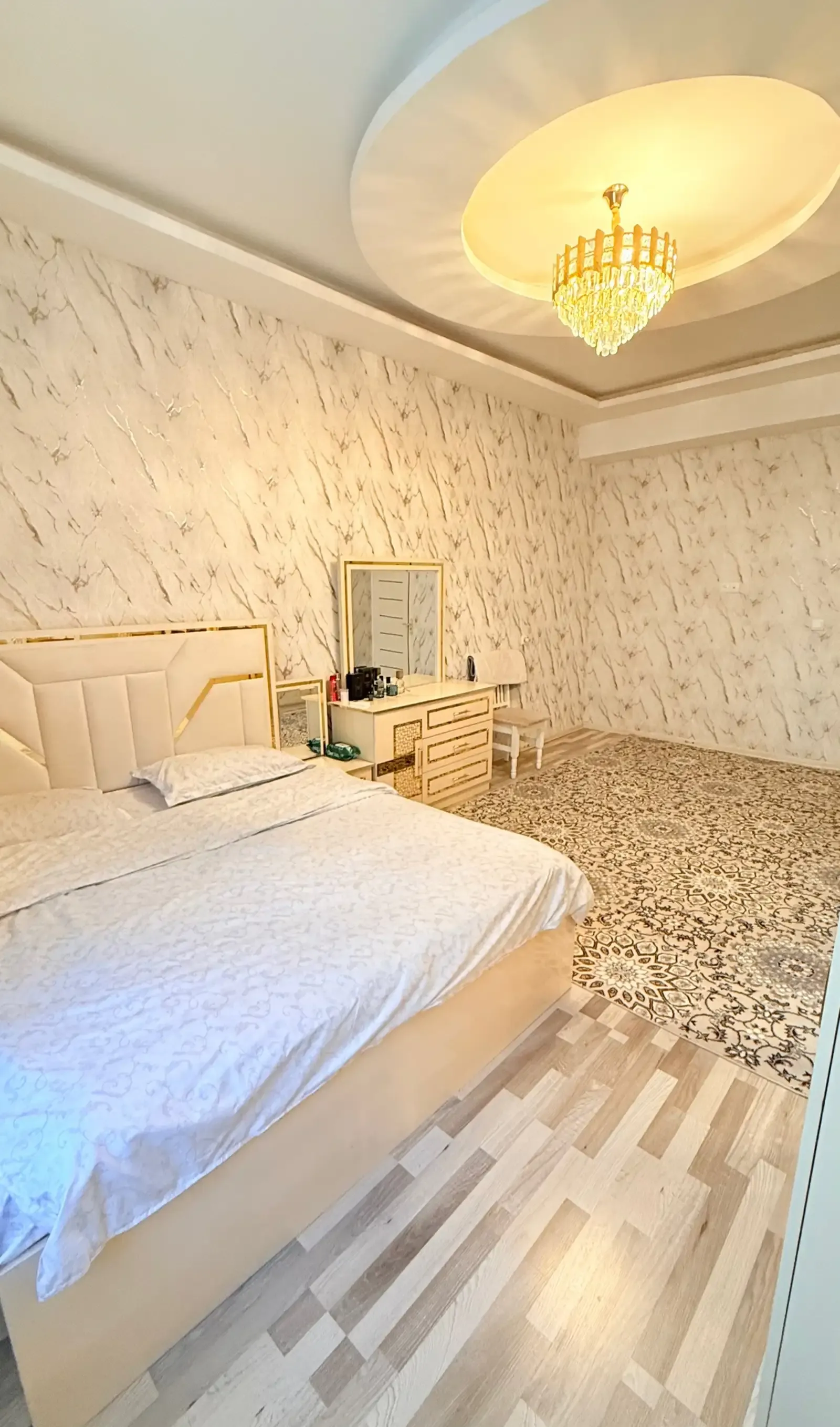 2-комн. квартира, 6 этаж, 96 м², Айни, Гостиница Хилтон