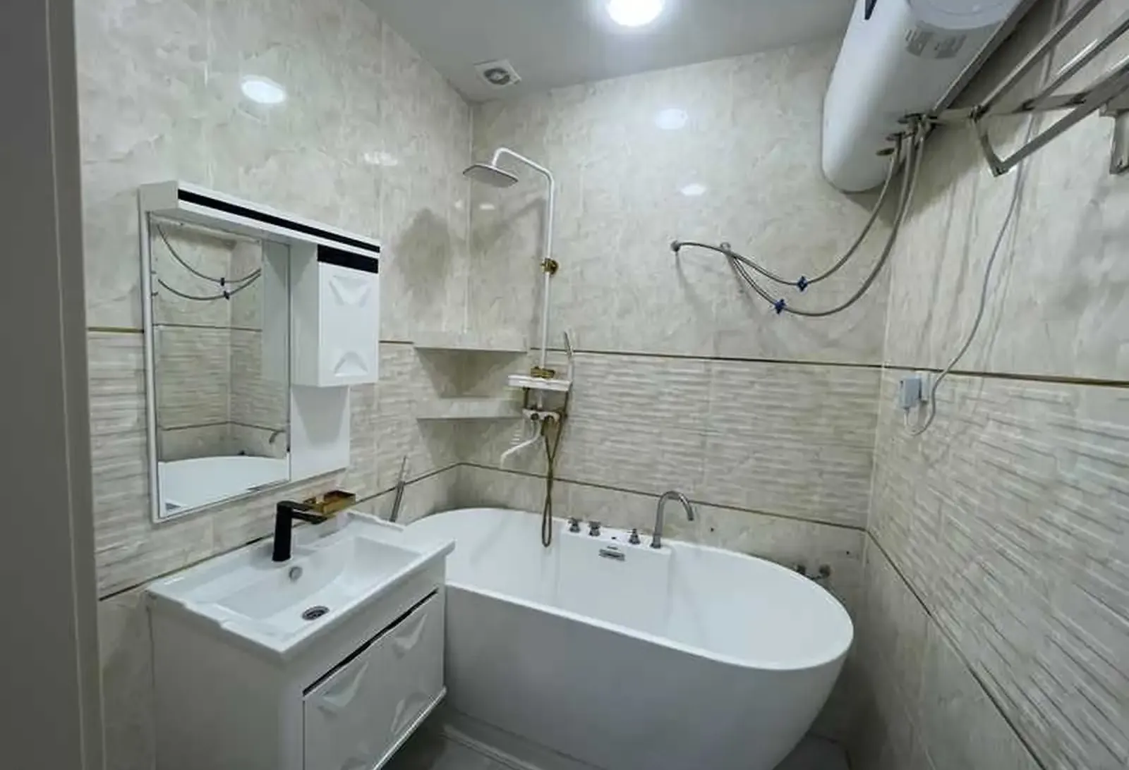 2-комн. квартира, 8 этаж, 75м², Шоҳмансур