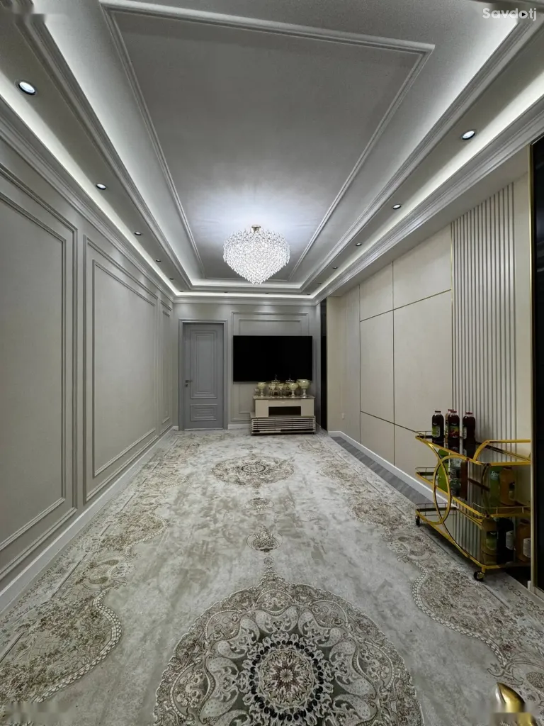 3-комн. квартира, 5 этаж, 115 м², сино