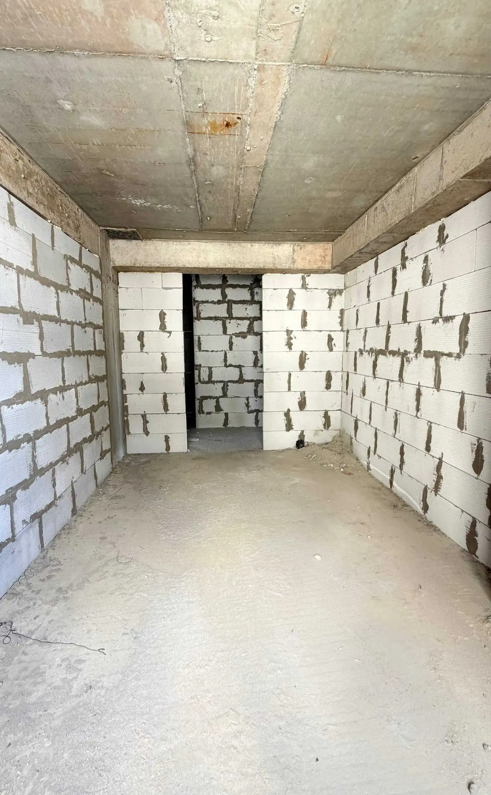 2-комн. квартира, 15 этаж, 93 м², Шохмансур