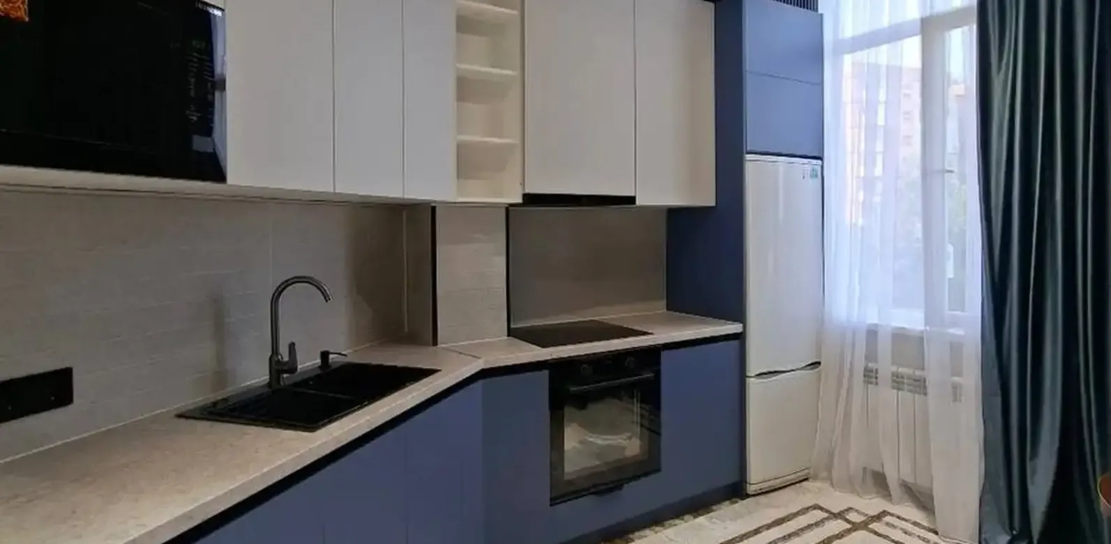 2-комн. квартира, 4 этаж, 74 м², 92мкр, Кафе Суман