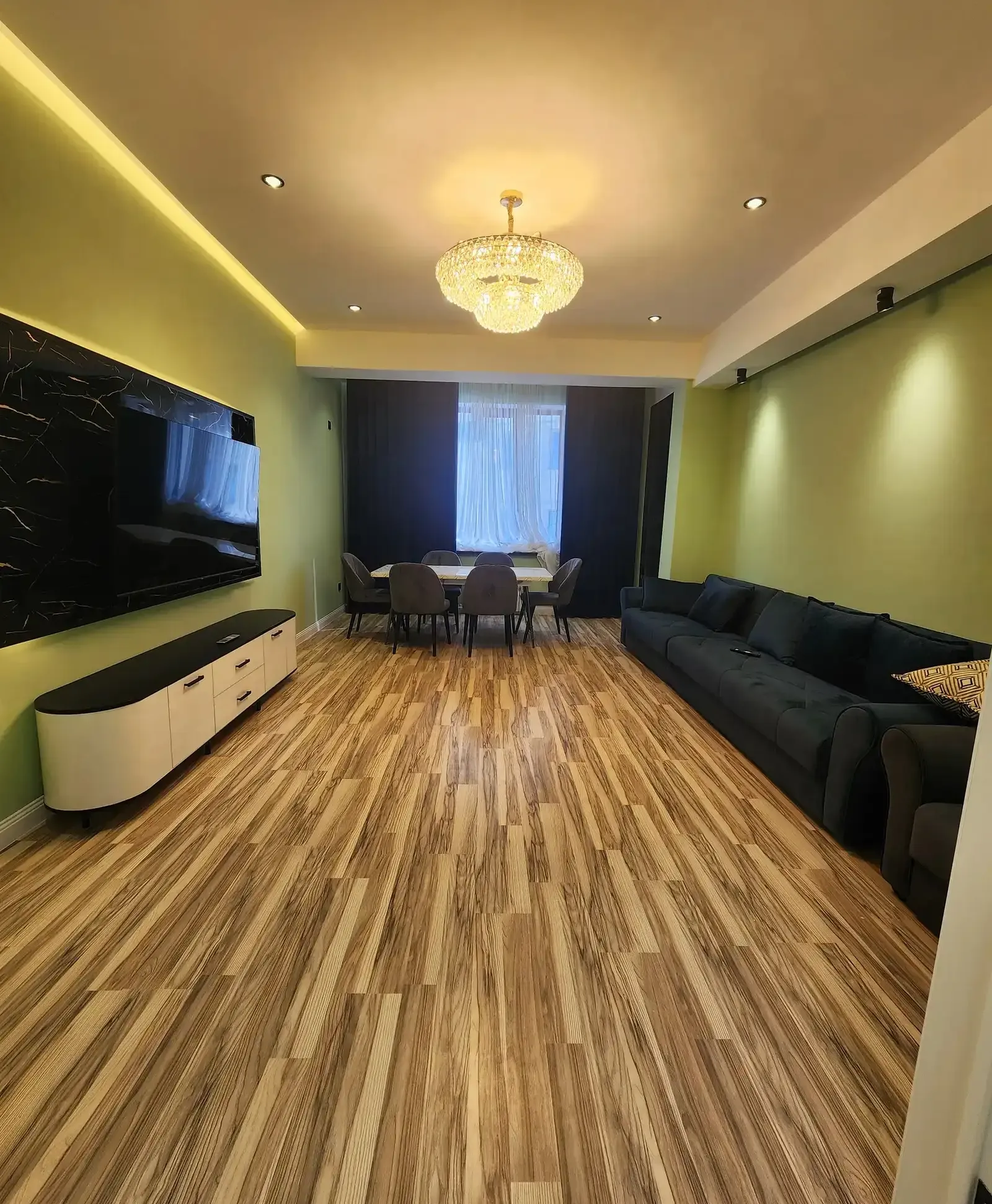 3-комн. квартира, 9 этаж, 132м², Сафо