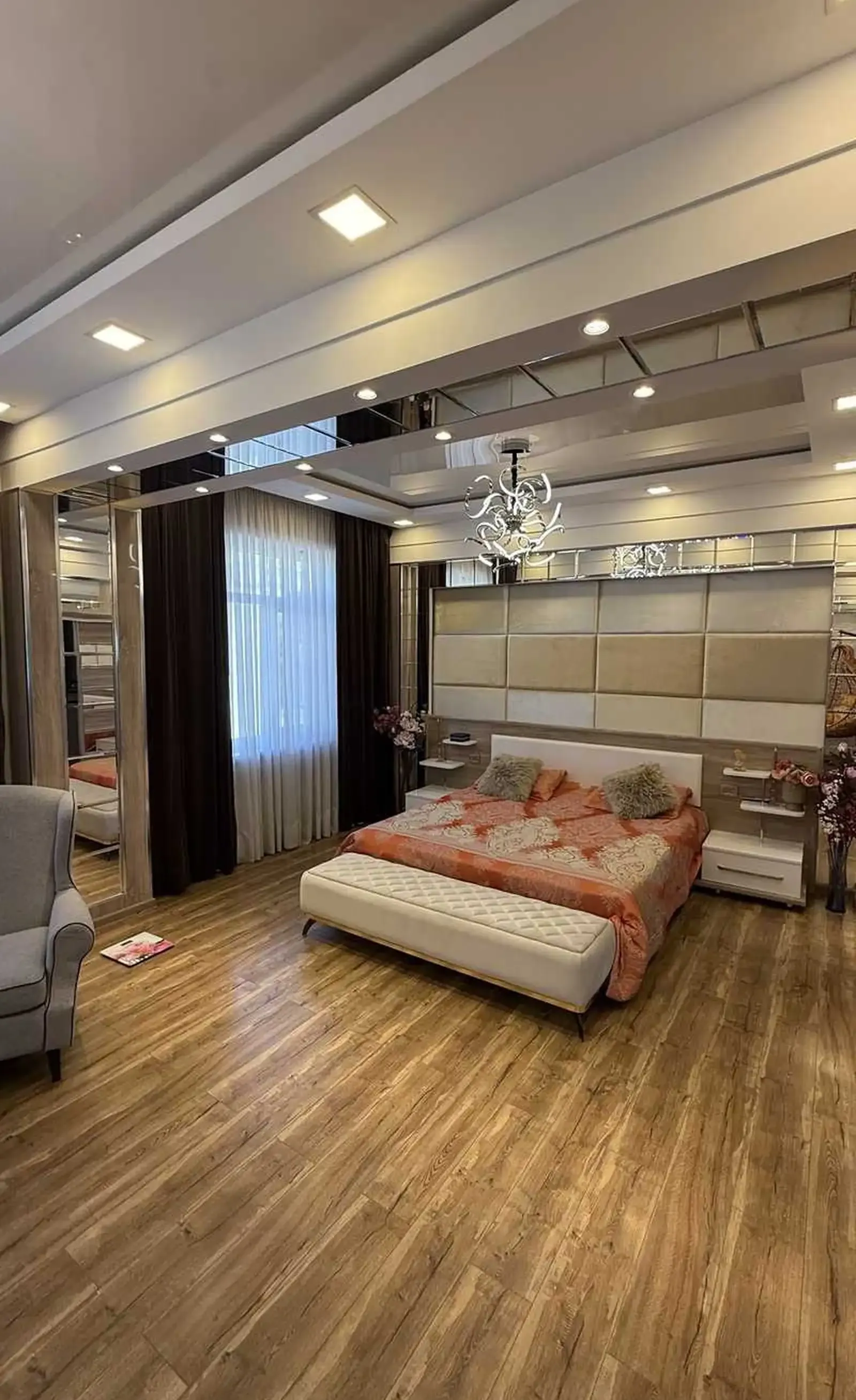6-комн. квартира, 5 этаж, 220 м², И Сомони доми Альфемо