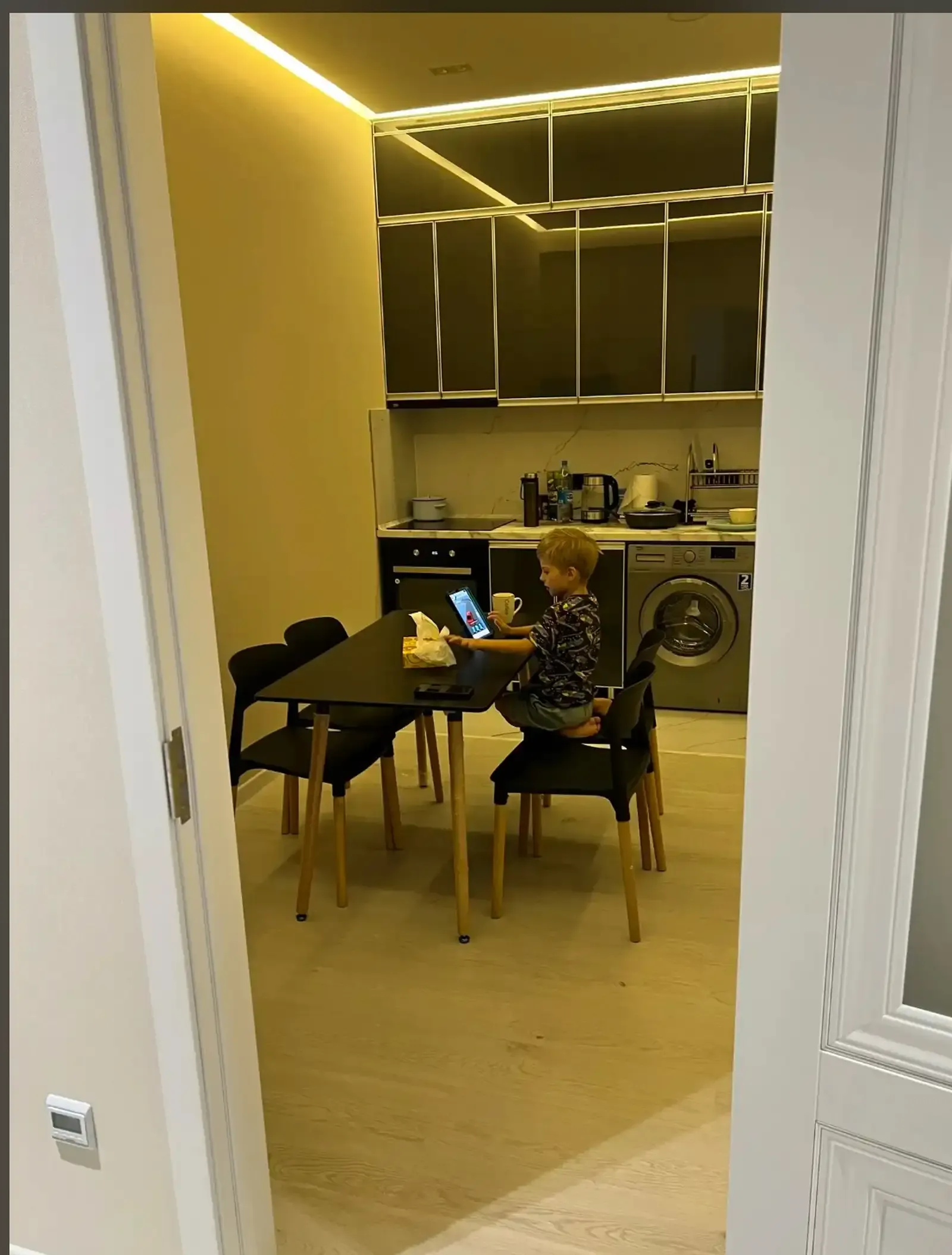 2-комн. квартира, 3 этаж, 88м², и.Сомони цум