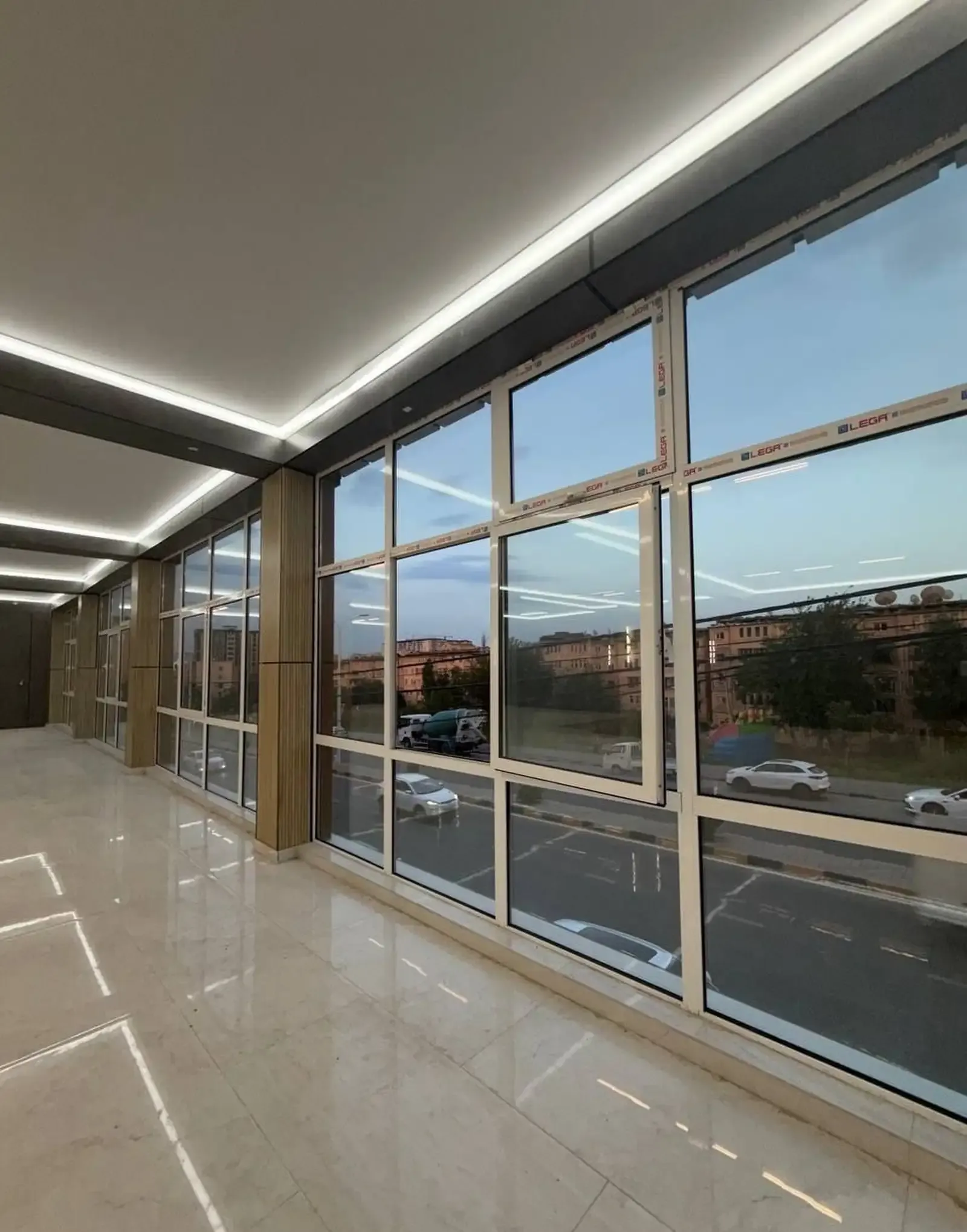 Помещение под свободное назначение, 300м², Сино