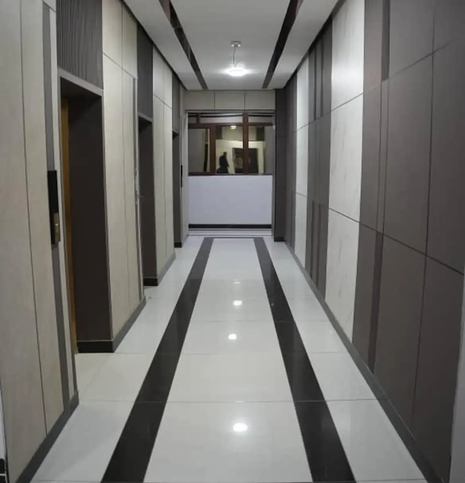 3-комн. квартира, 16 этаж, 130 м², Гостиница Хилтон