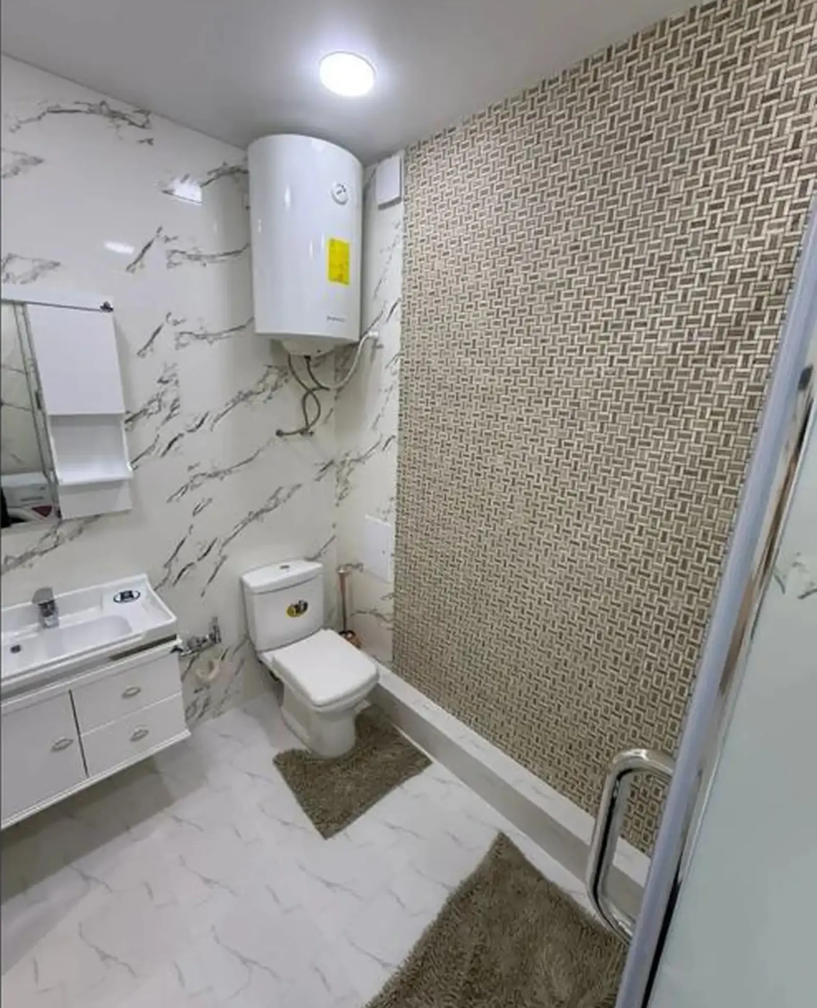 1-комн. квартира, 8 этаж, 61 м², Фирдавси