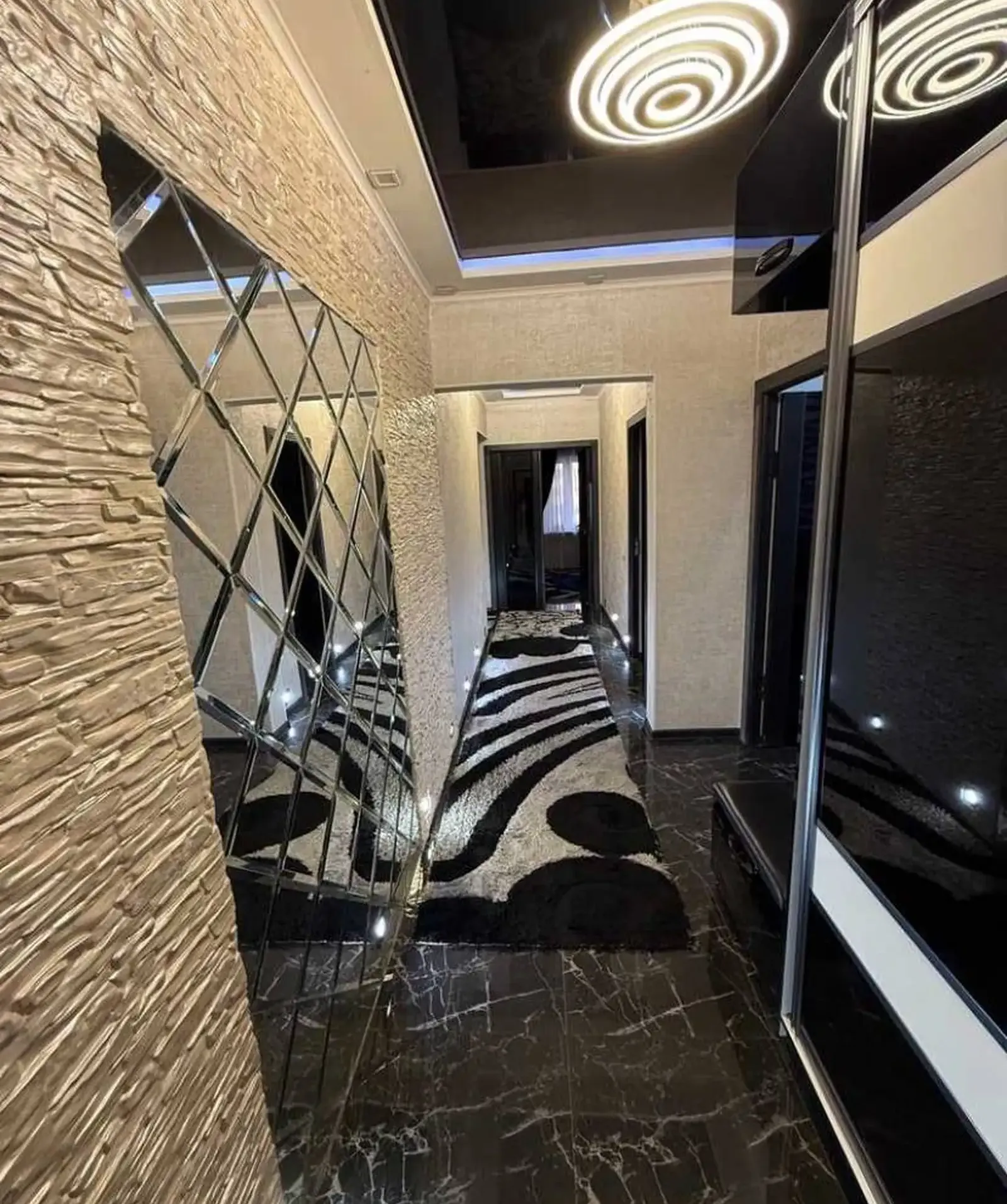 3-комн. квартира, 7 этаж, 100 м², р. Сомони