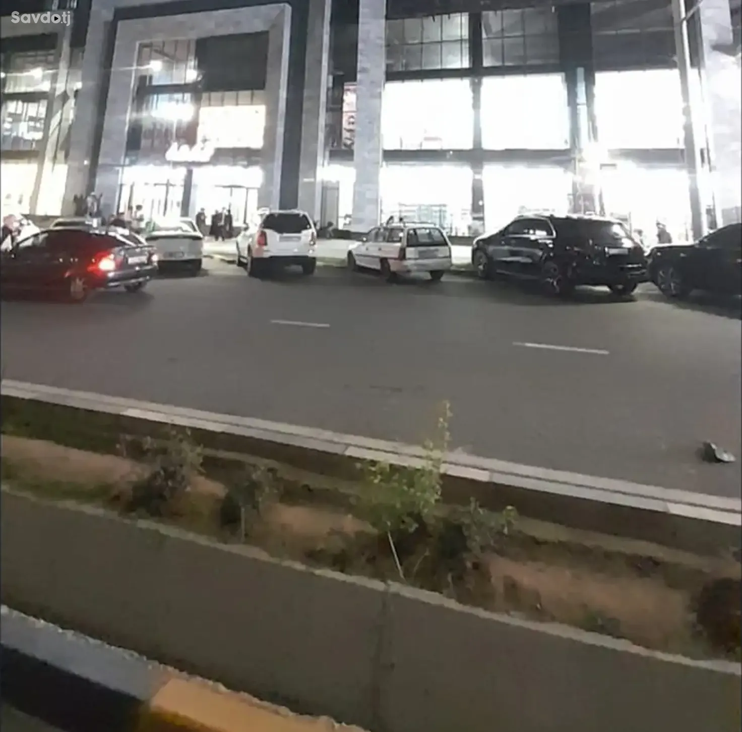 2-комн. квартира, 13 этаж, 76м², Сино