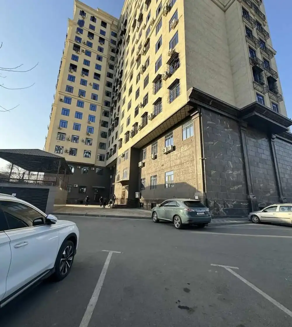 2-комн. квартира, 5 этаж, 60м², Сино