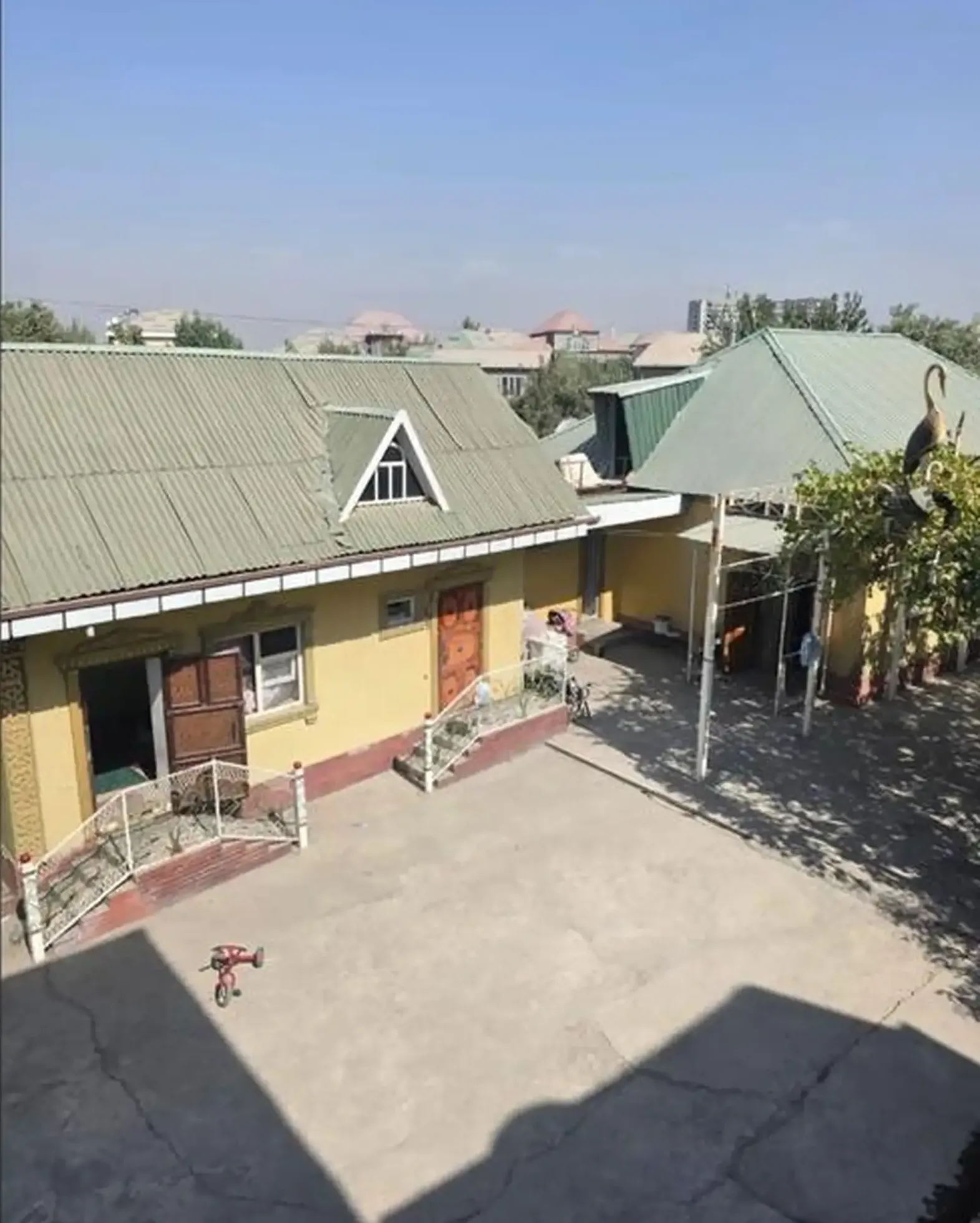 1-этажный, 3 комнатный дом, 200 м², Сино