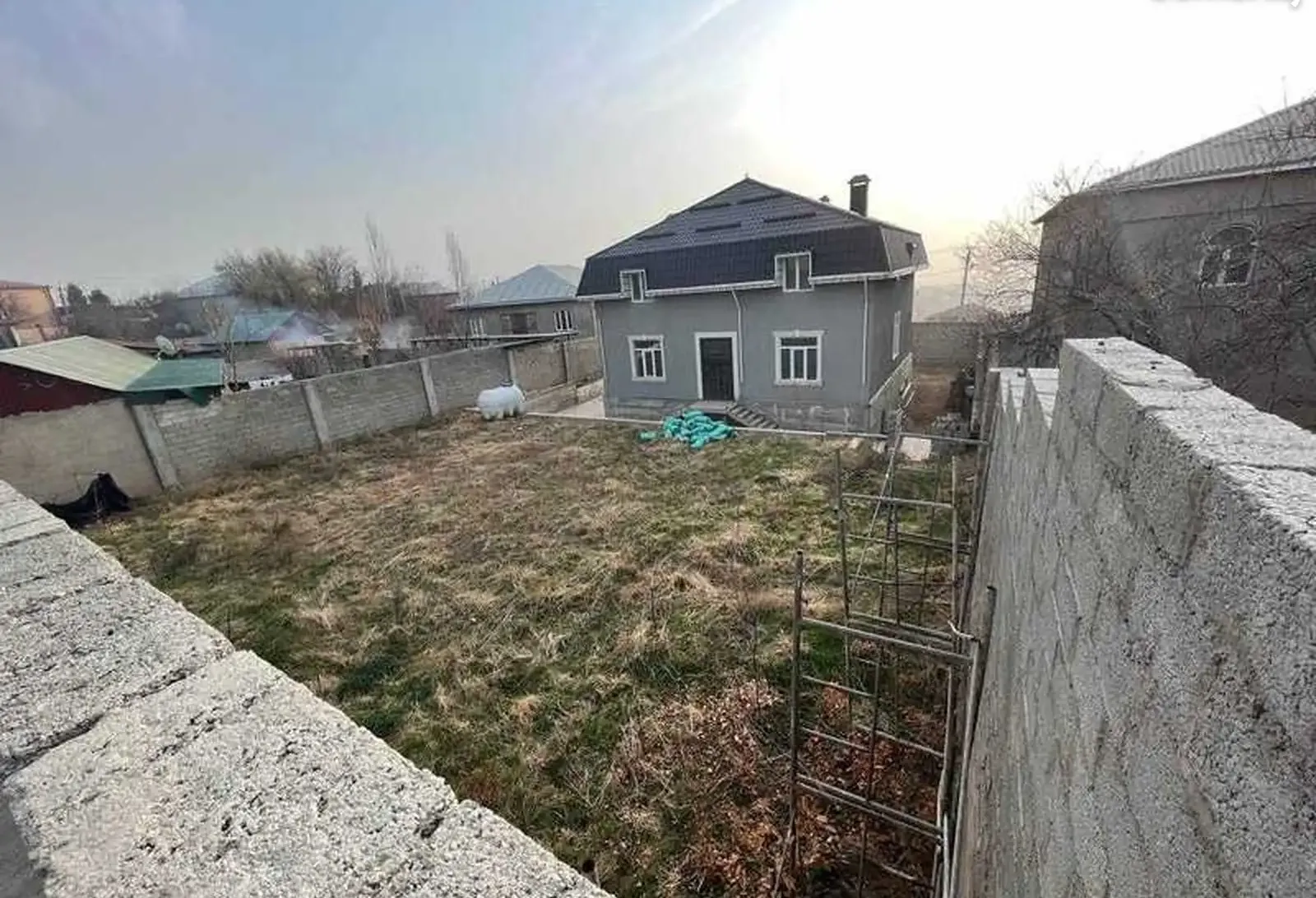 2 этажный, 10-комн. дом, 1200 м², 12 соток, Шохмансур