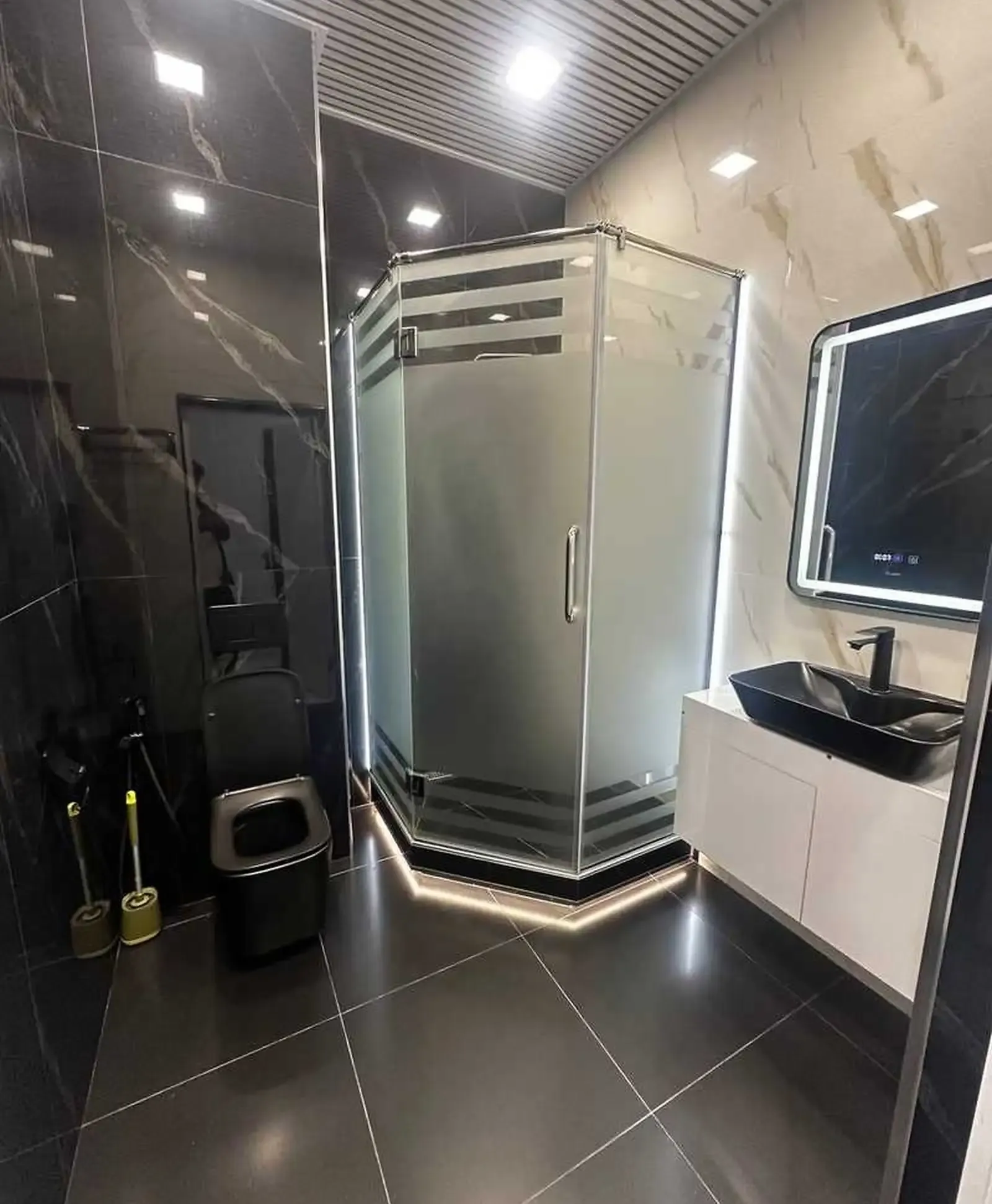 2-комн. квартира, 10 этаж, 70м², 102 мкр Родоми 3