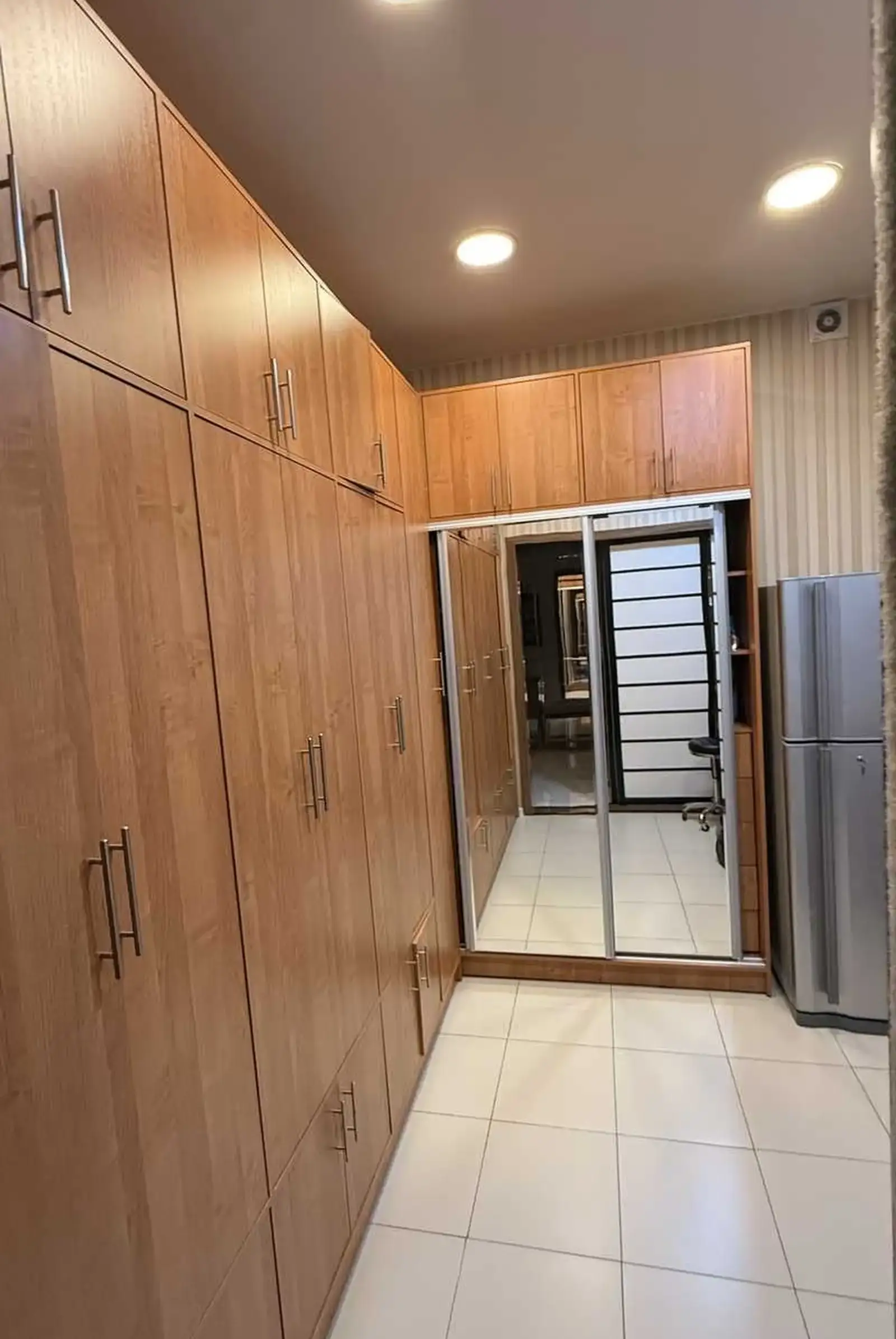 4-комн. квартира, 5 этаж, 200м², Дом печат