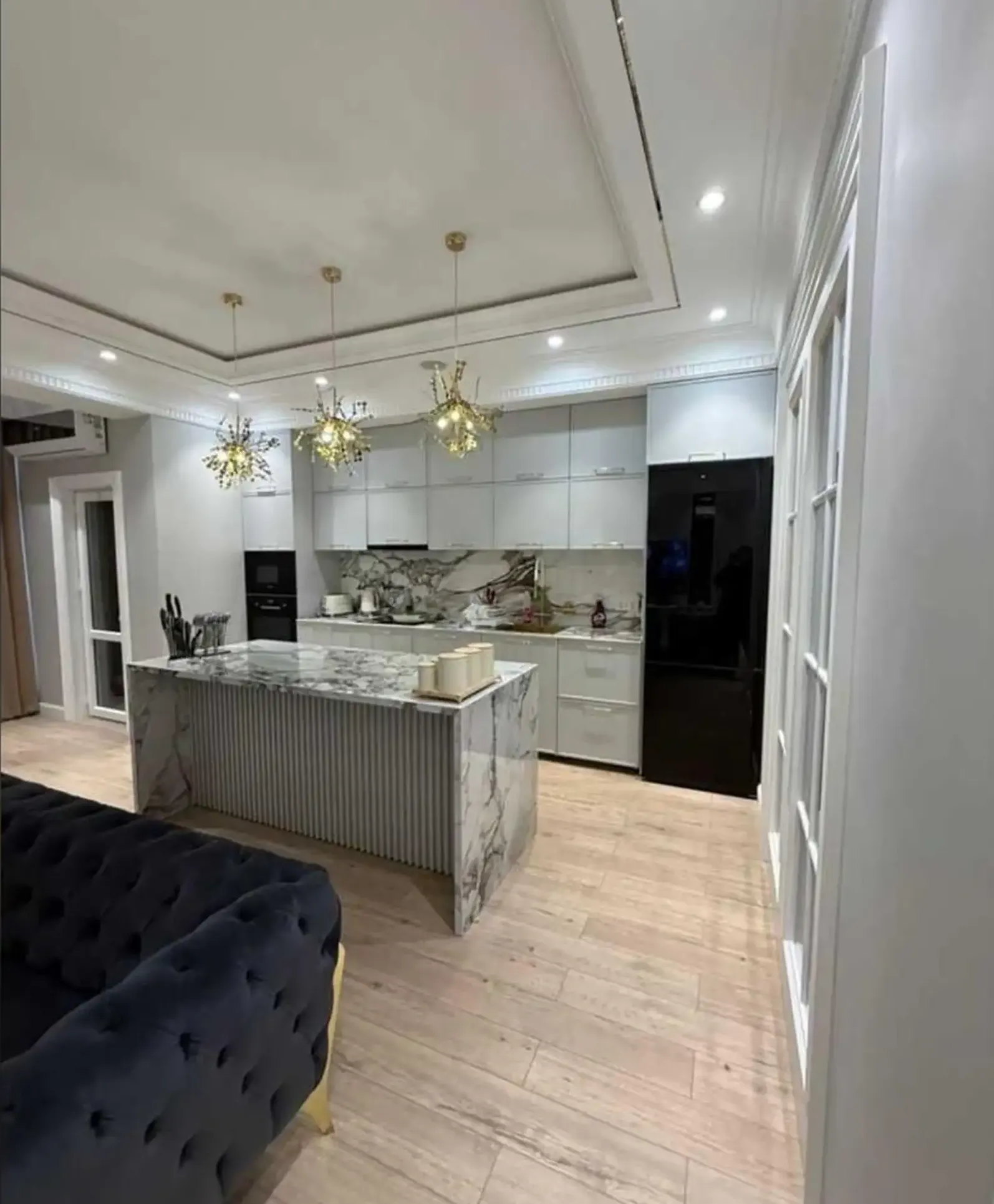 4-комн. квартира, 13 этаж, 150м², Сомони