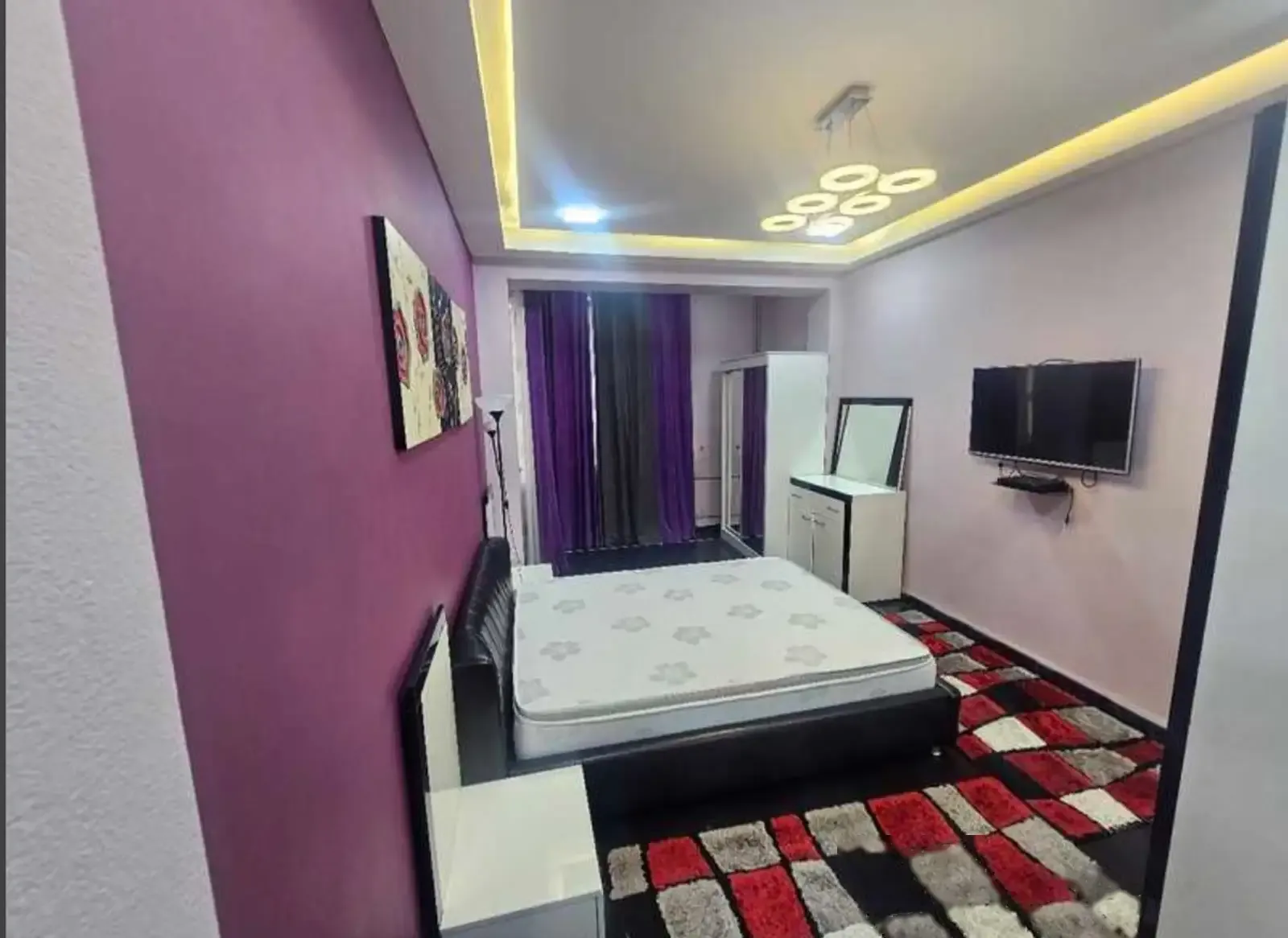 3-комн. квартира, 3 этаж, 100м², сино