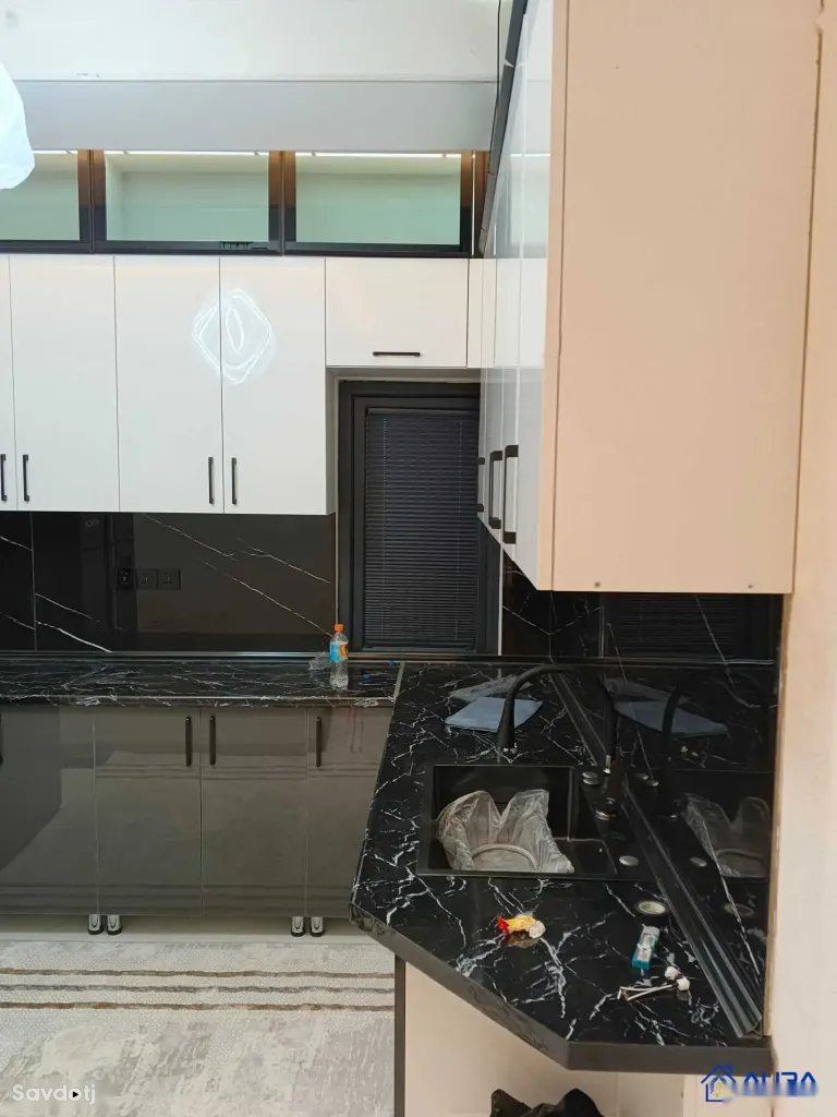 3-комн. квартира, 3 этаж, 92 м², сино