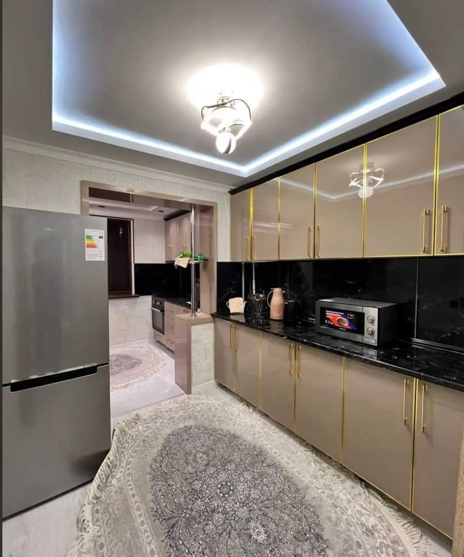 3-комн. квартира, 2 этаж, 66 м², Сино