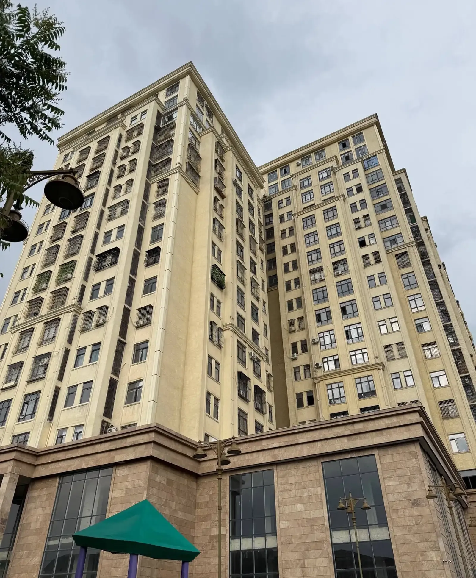 2-комн. квартира, 12 этаж, 75 м², Фирдавси, Молодежный, пушти Театр