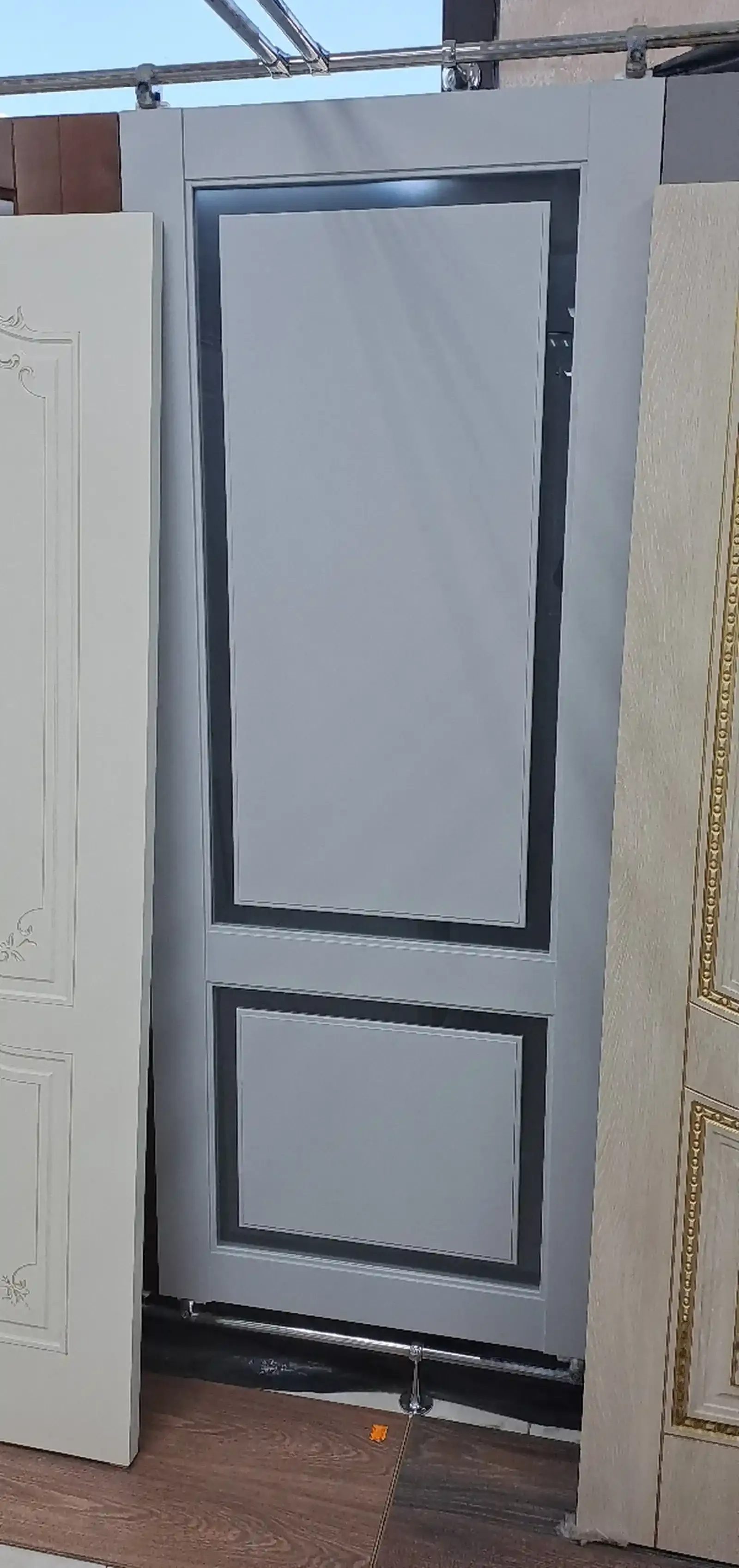 Дверь