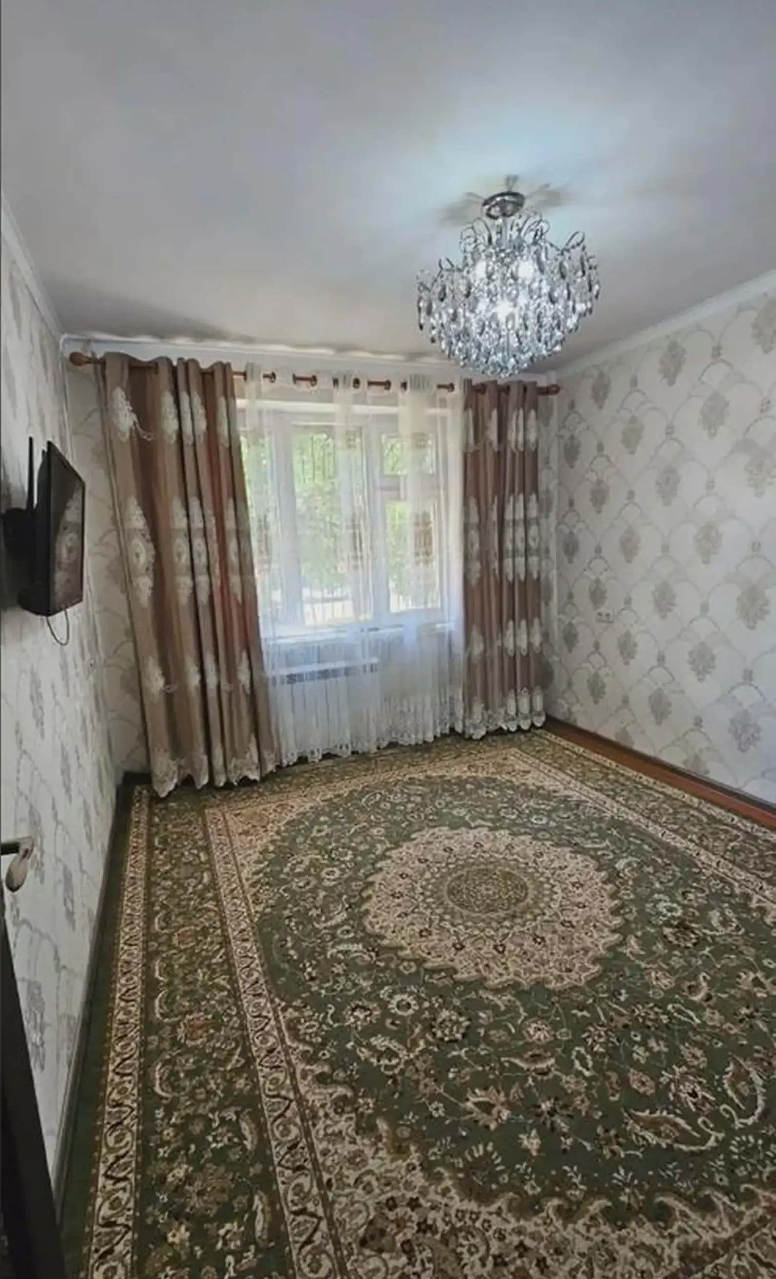 2-комн. квартира, 1 этаж, 61м², Фирдавси