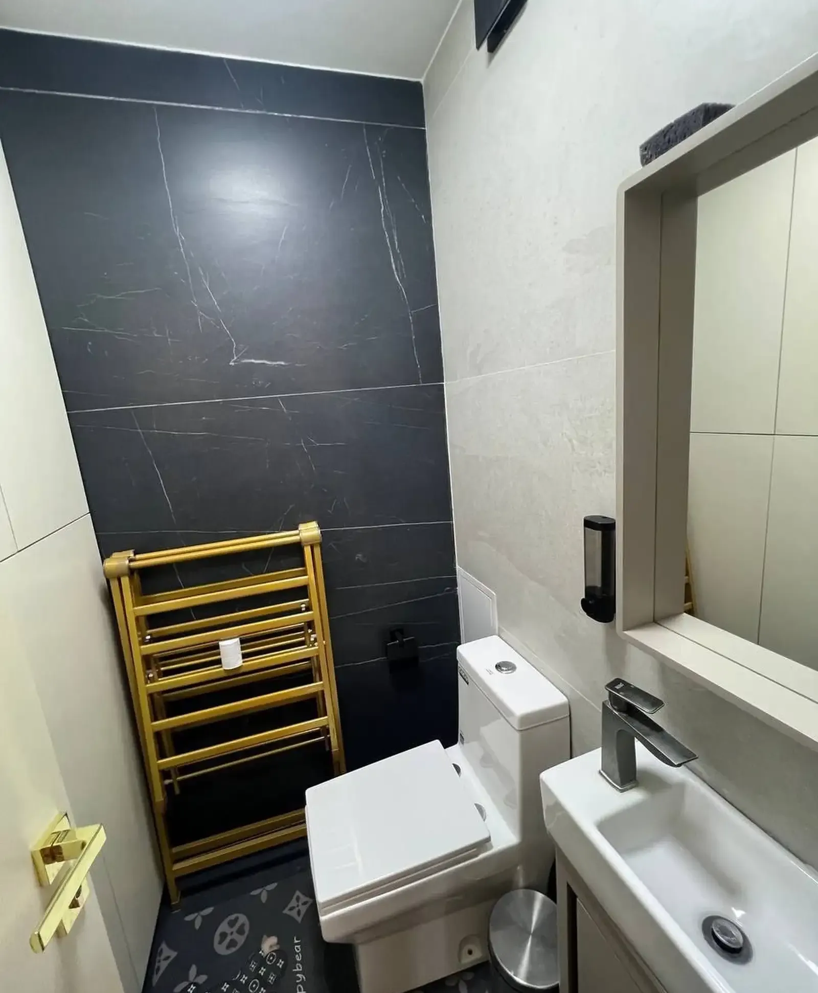 2-комн. квартира, 11 этаж, 77 м²,  65 мкр