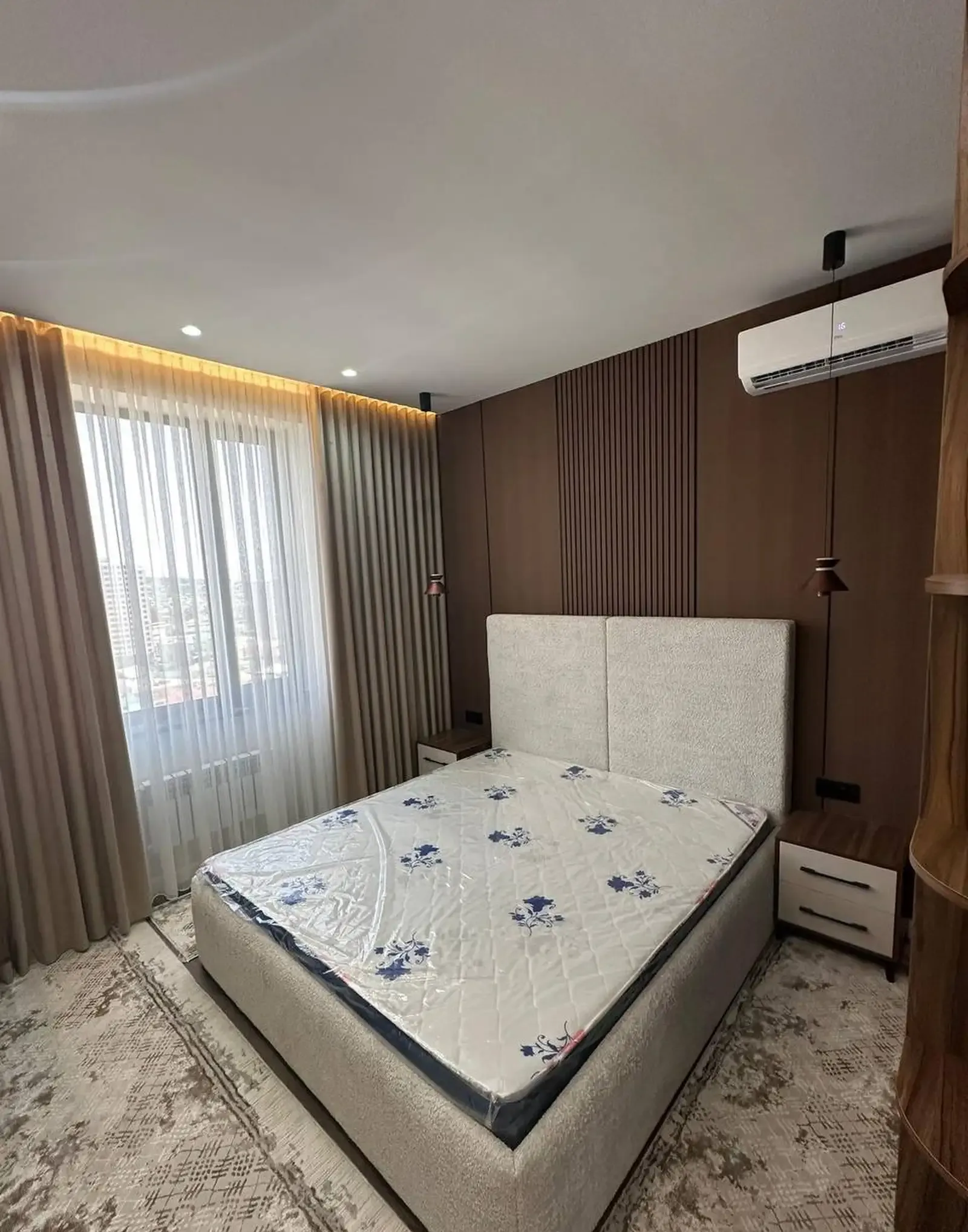3-комн. квартира, 16 этаж, 95 м², Исмоили Сомони