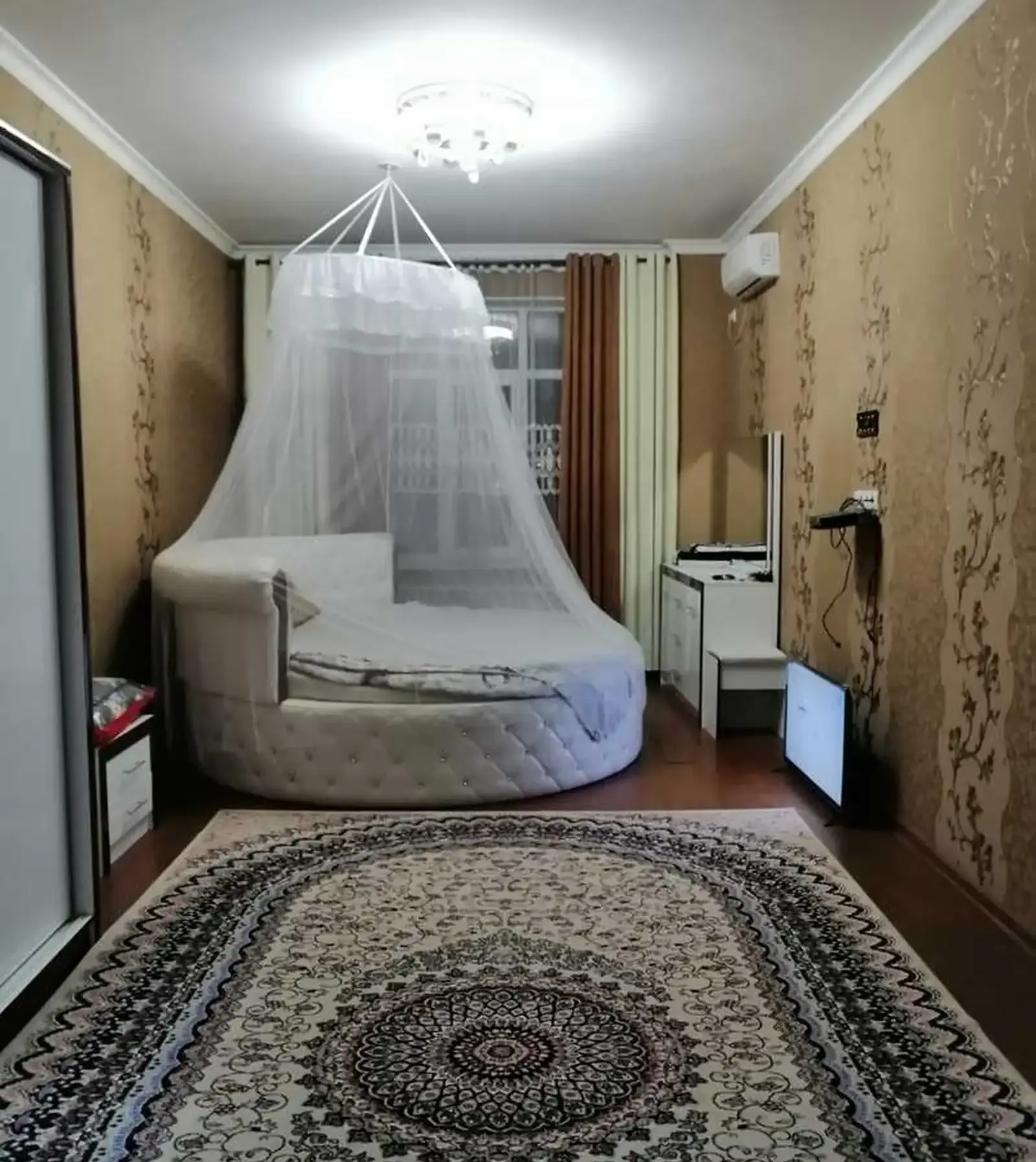 2-комн. квартира, 9 этаж, 105м², Шоҳмансур