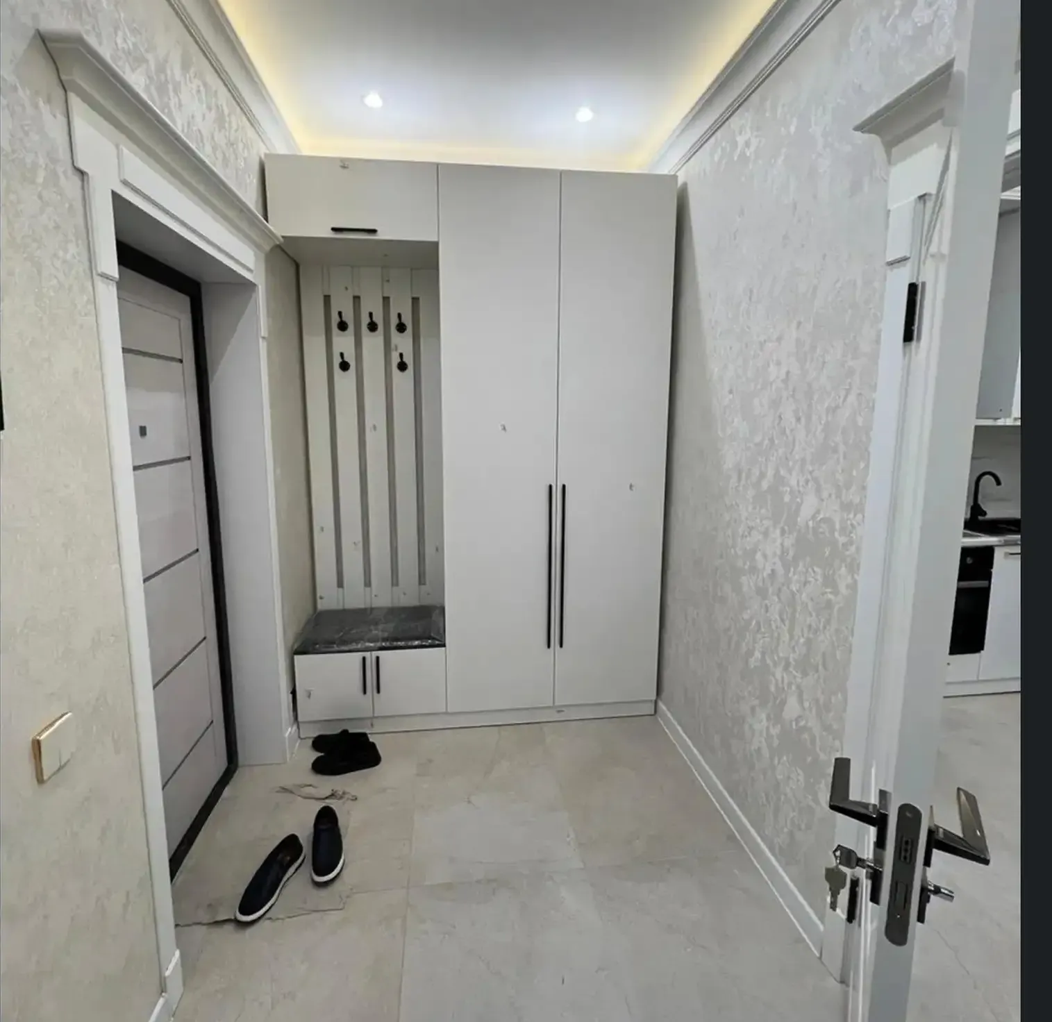 2-комн. квартира, 15 этаж, 56м², Фирдавси