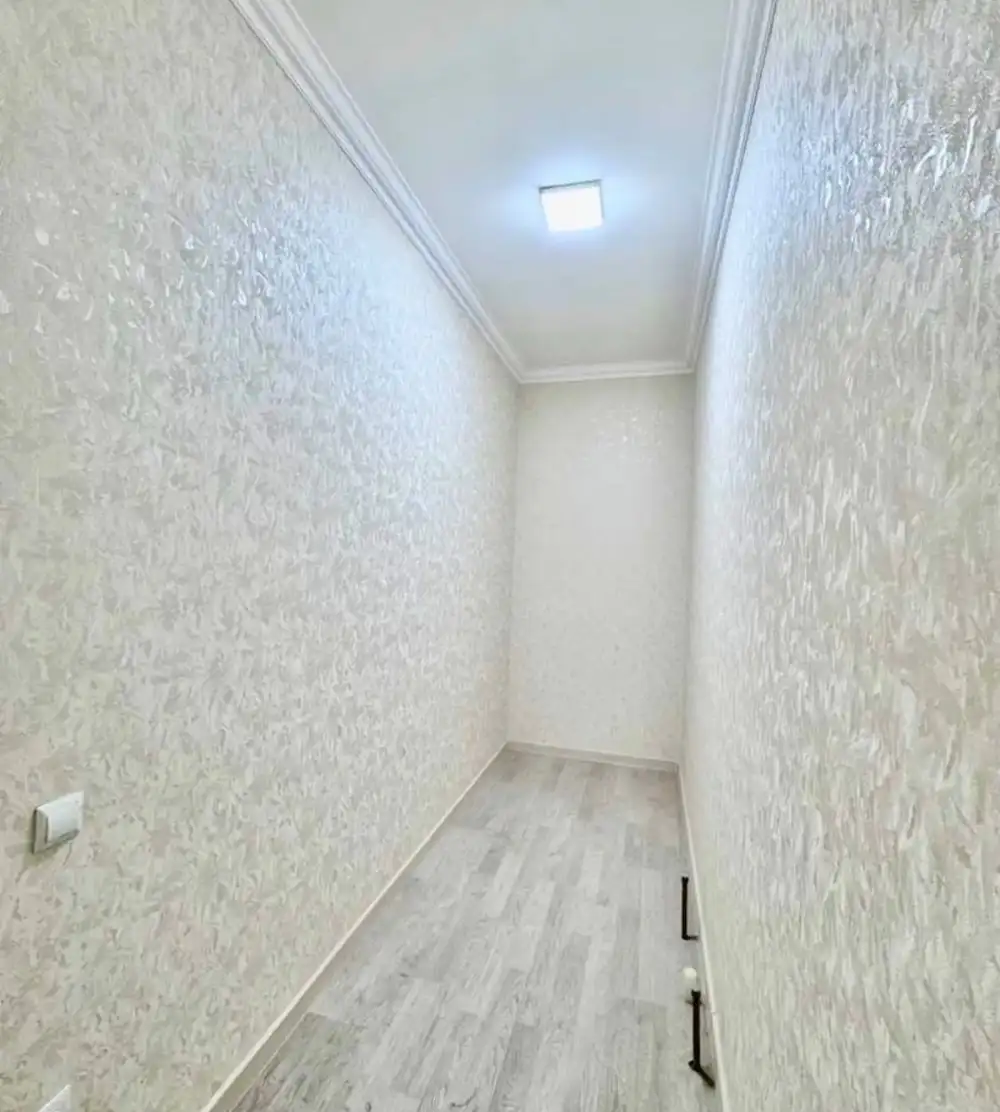 3-комн. квартира, 1 этаж, 90 м², Сино