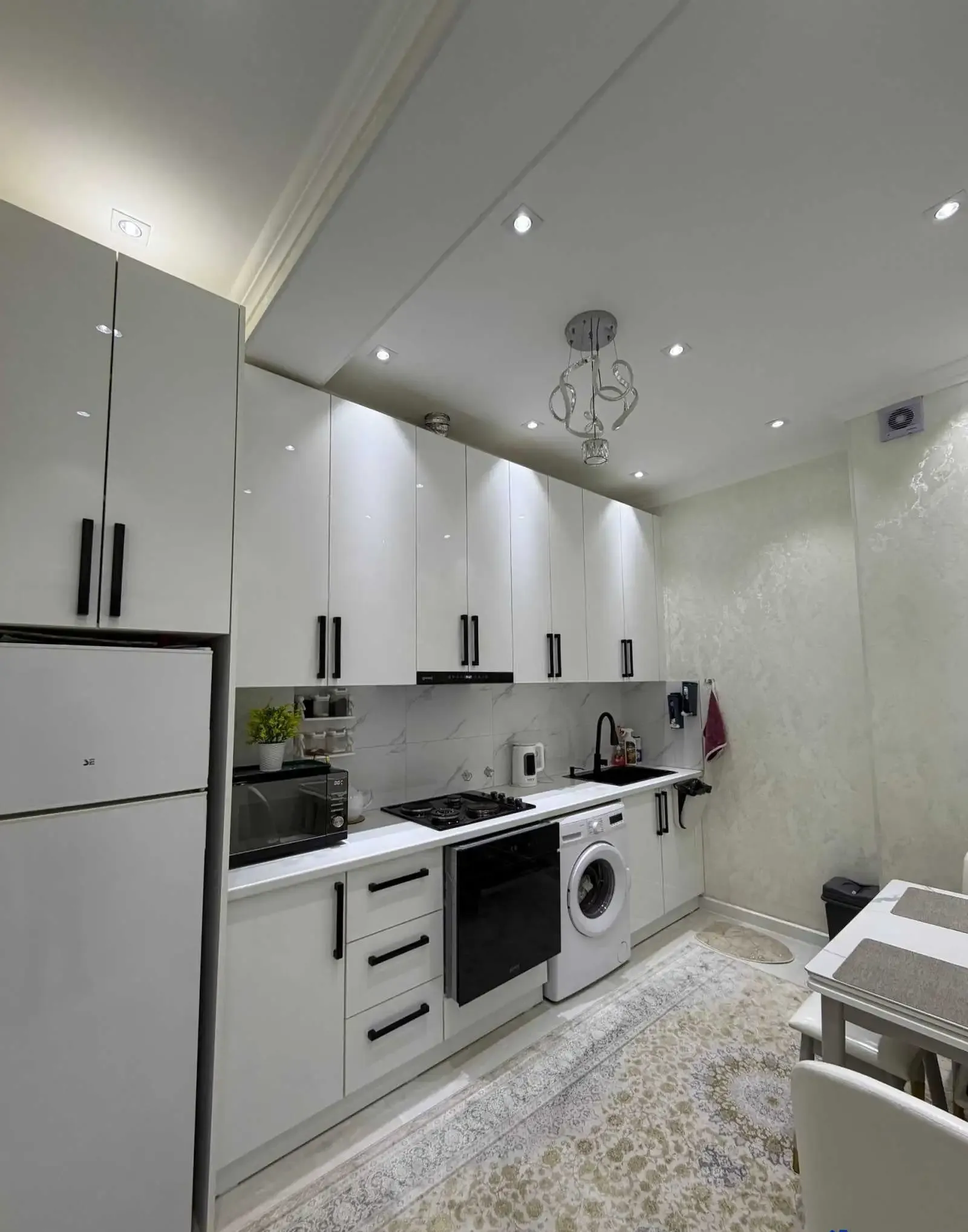 2-комн. квартира, 5 этаж, 60 м², Сино