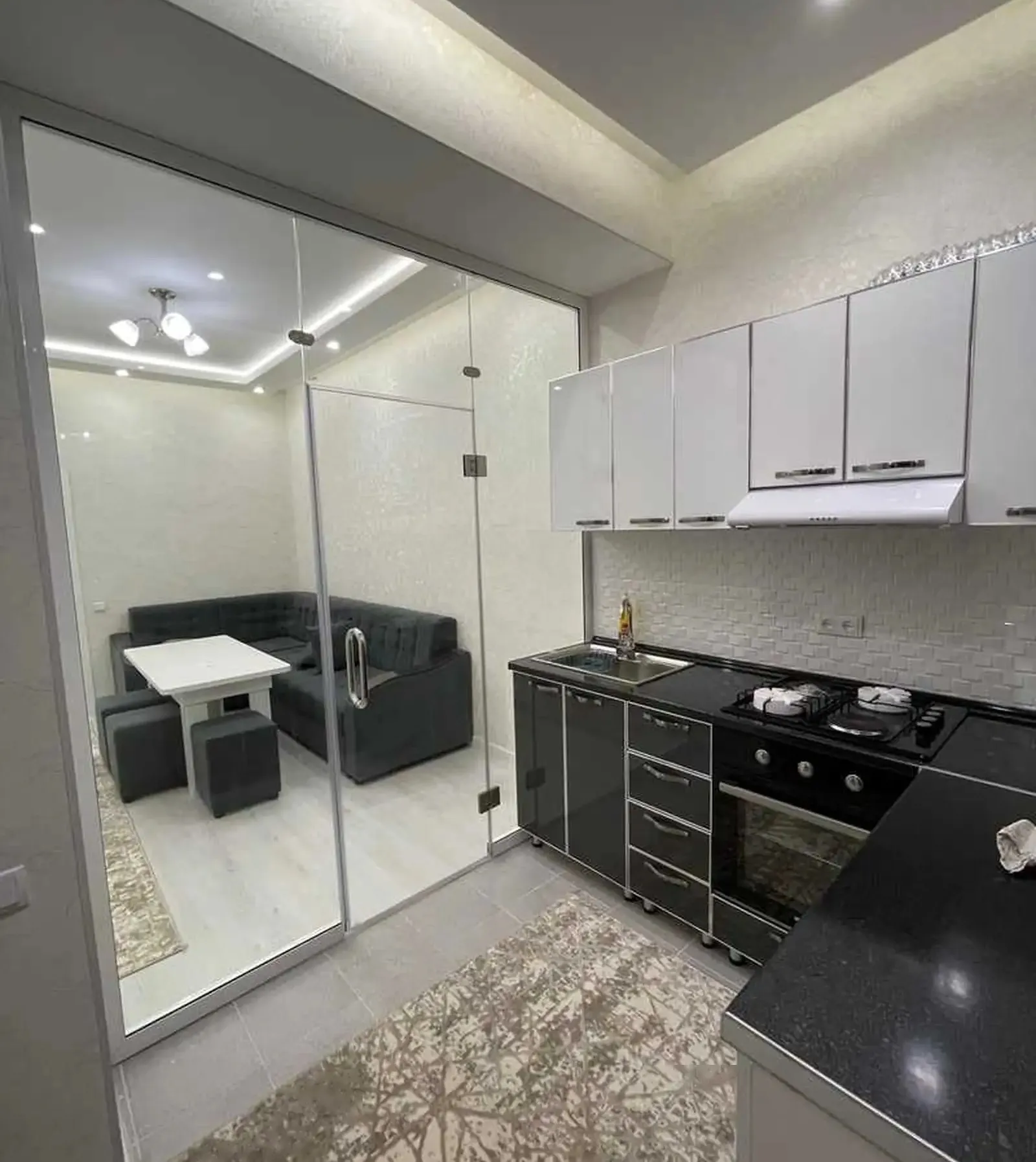 2-комн. квартира, 8 этаж, 55м², Фирдавси