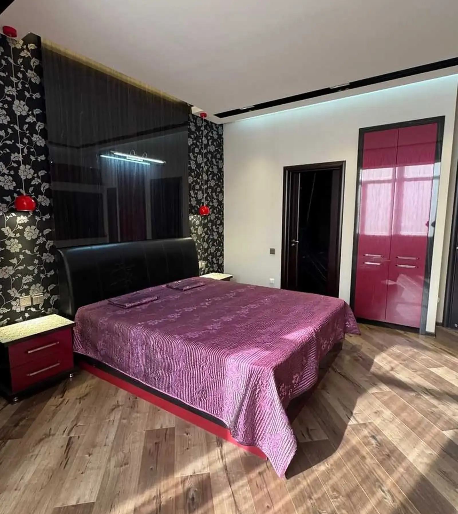 2-комн. квартира, 9 этаж, 100м², Дом печати, Таможенный комитет