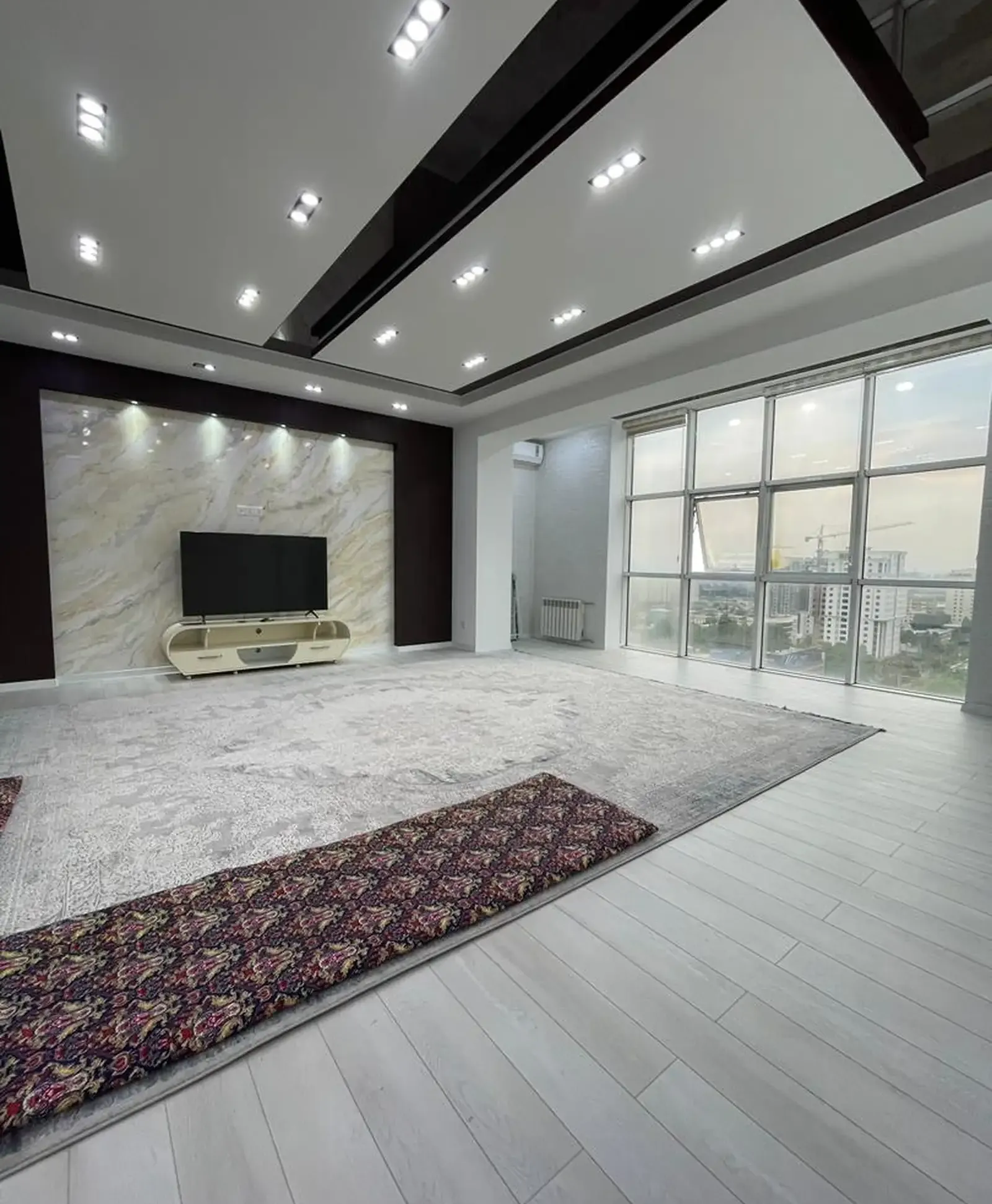2-комн. квартира, 16 этаж, 85 м², Дом Гелос, Садбарг