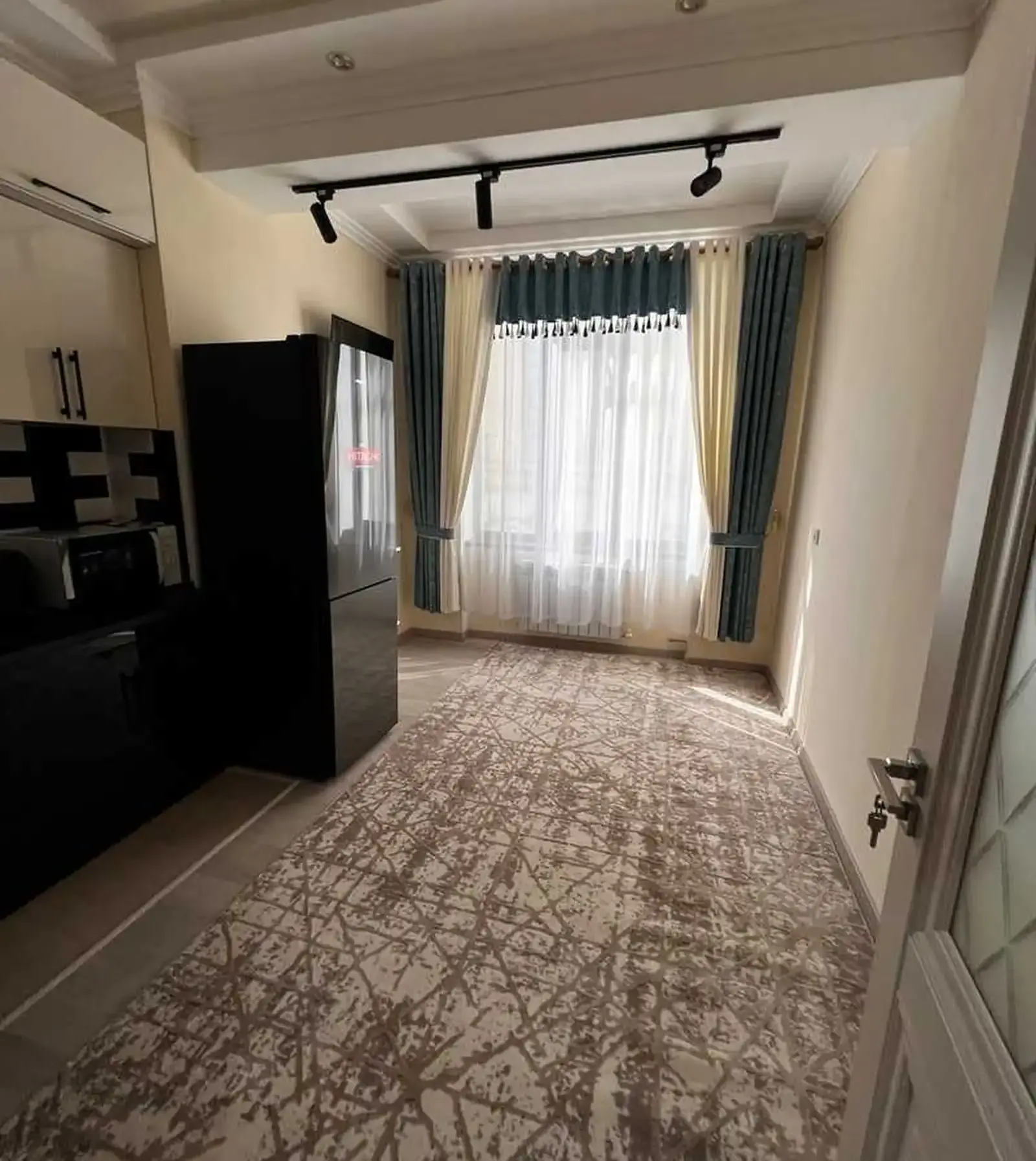 2-комн. квартира, 3 этаж, 55м², шохмансур