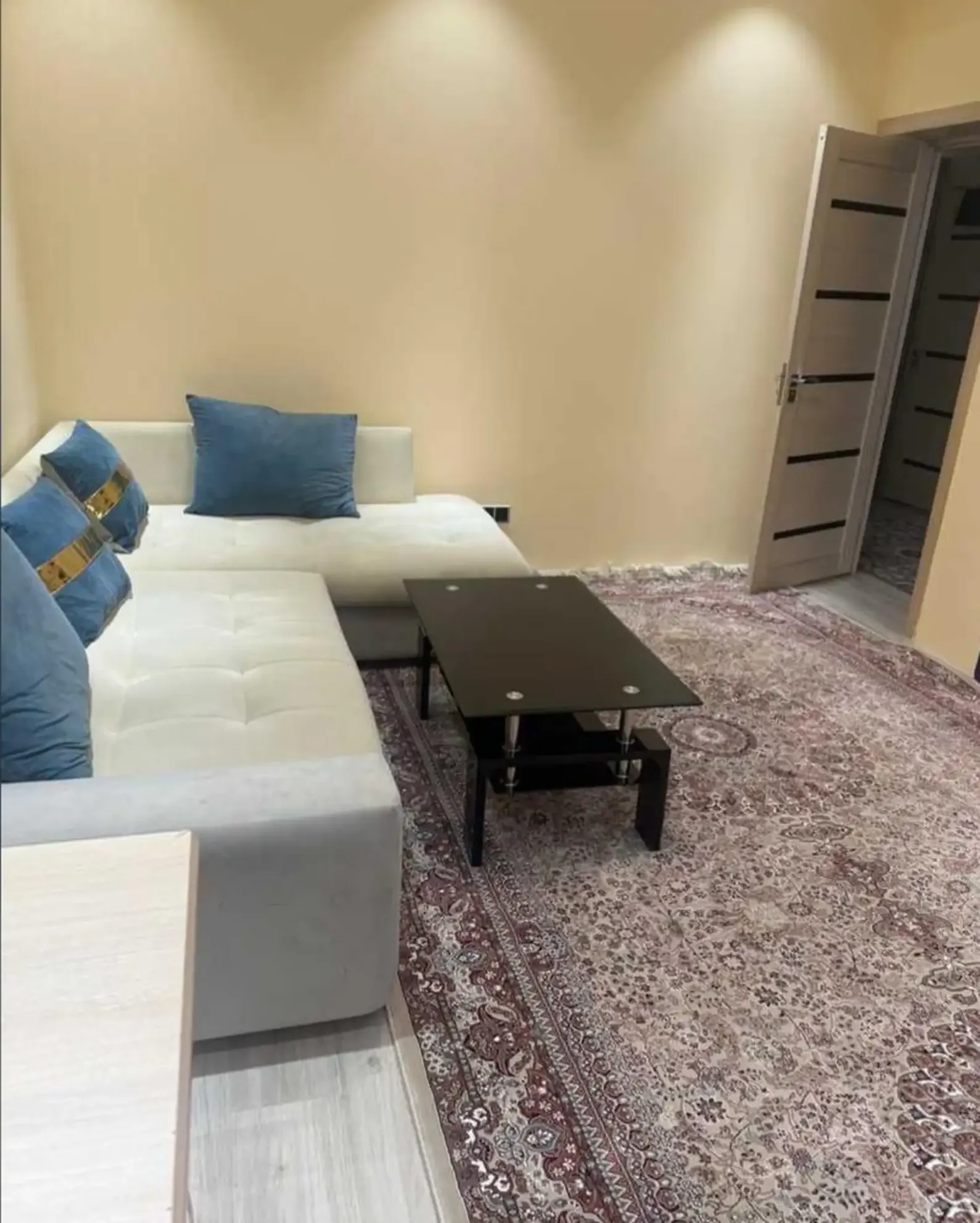 2-комн. квартира, 9 этаж, 57м², Сомони